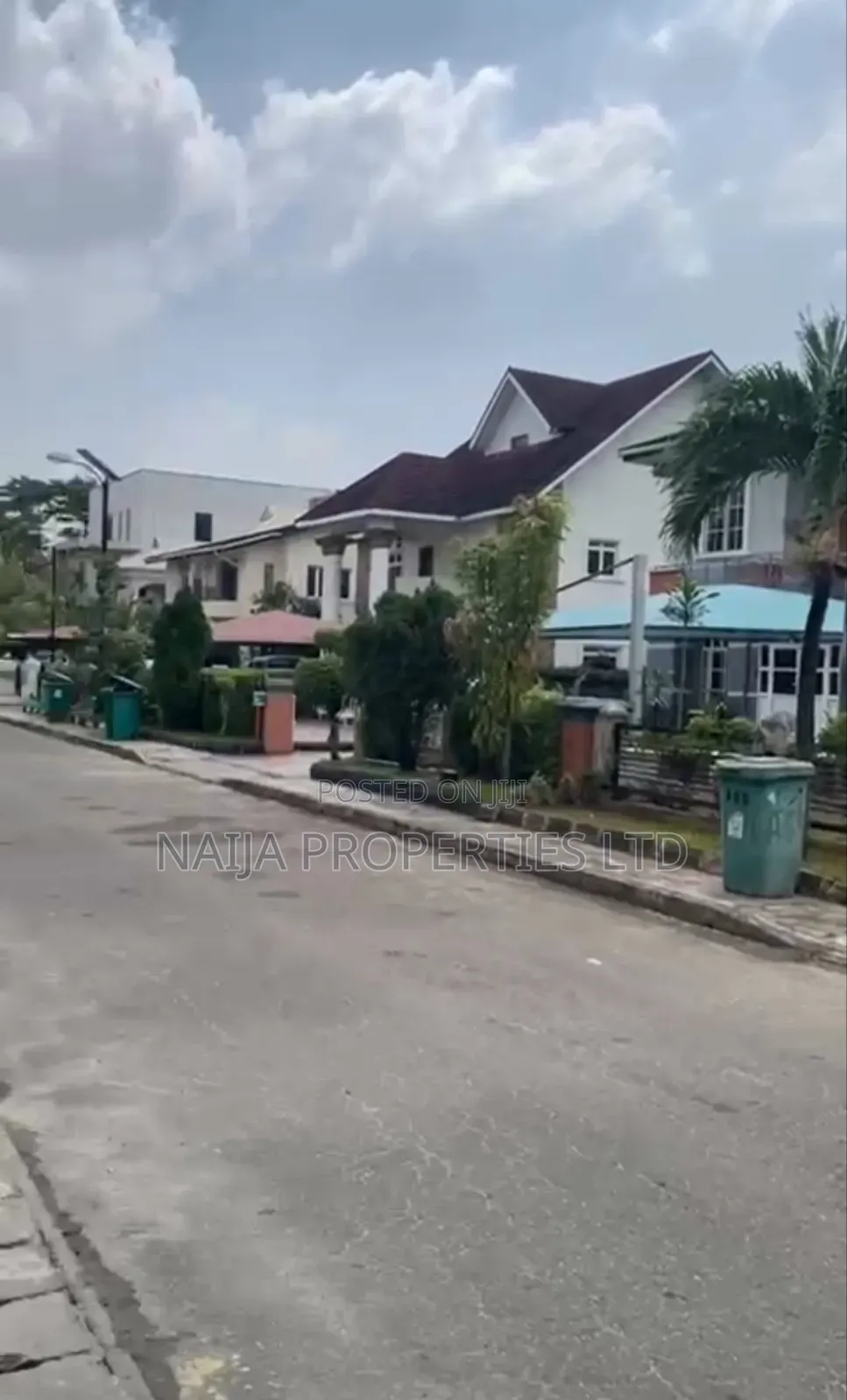 5bdrm Duplex in Carltongate Estate, Lekki for sale