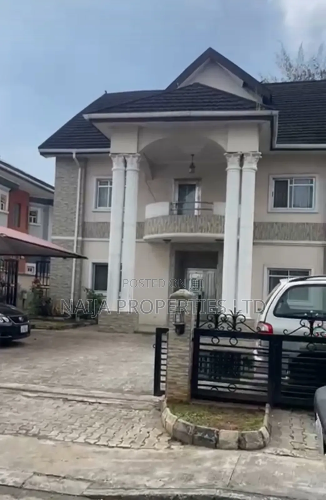 5bdrm Duplex in Carltongate Estate, Lekki for sale