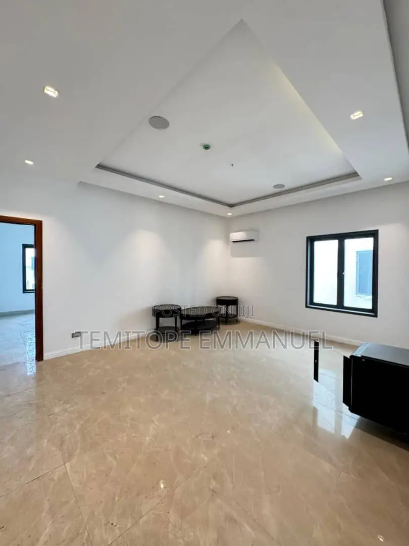Furnished 5bdrm Duplex in Banana Island Ikoyi for sale
