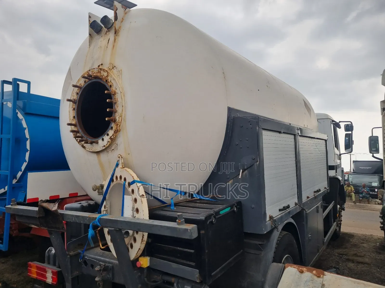Mercedes Benz 1820 LPG Gas Truck 15,000 Litres