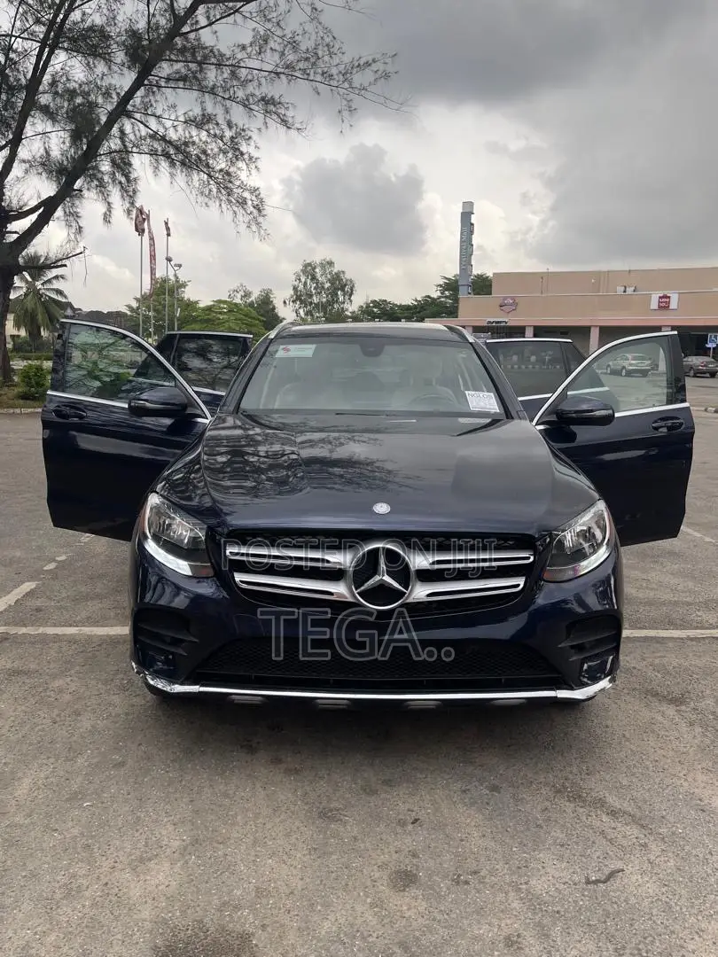Mercedes-Benz GLC-Class 2017 Blue