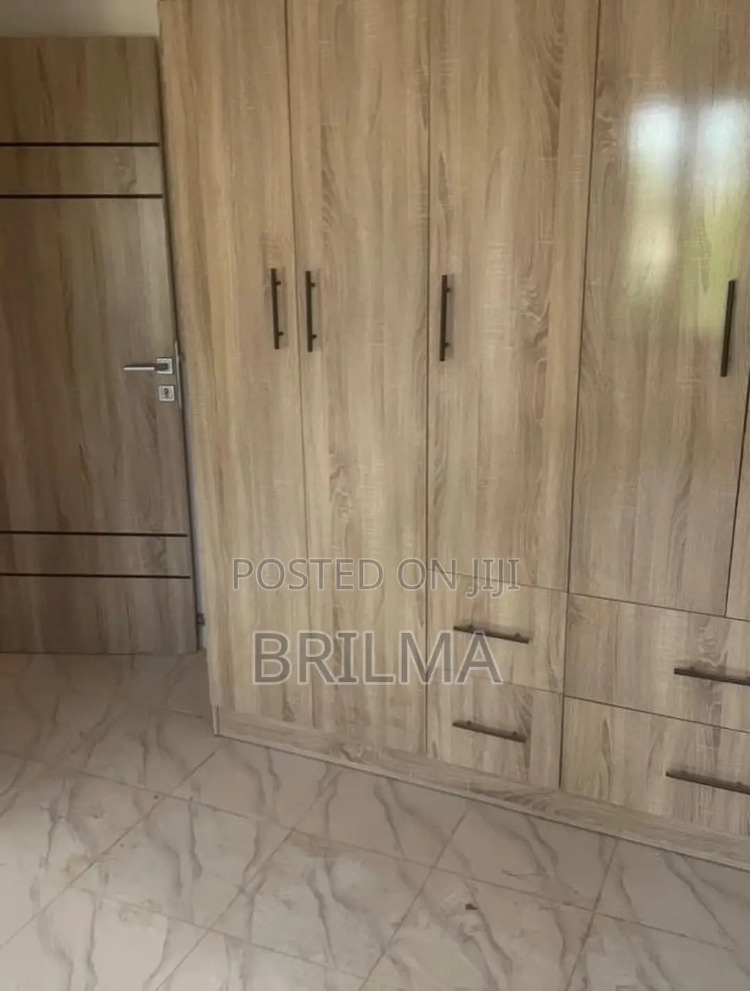 3bdrm Block of Flats in Durumi for sale