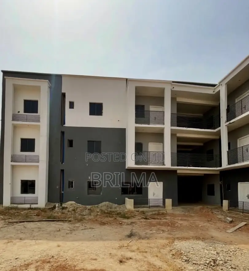 3bdrm Block of Flats in Kaura for sale