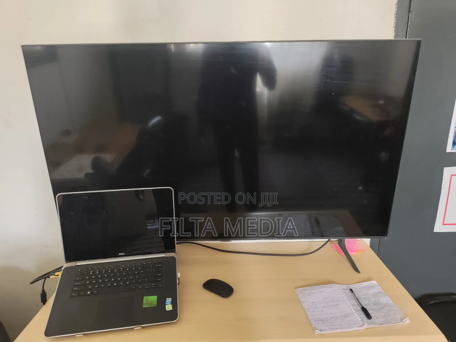 55 Inch Samsung AU7000 Crystal UHD Smart TV