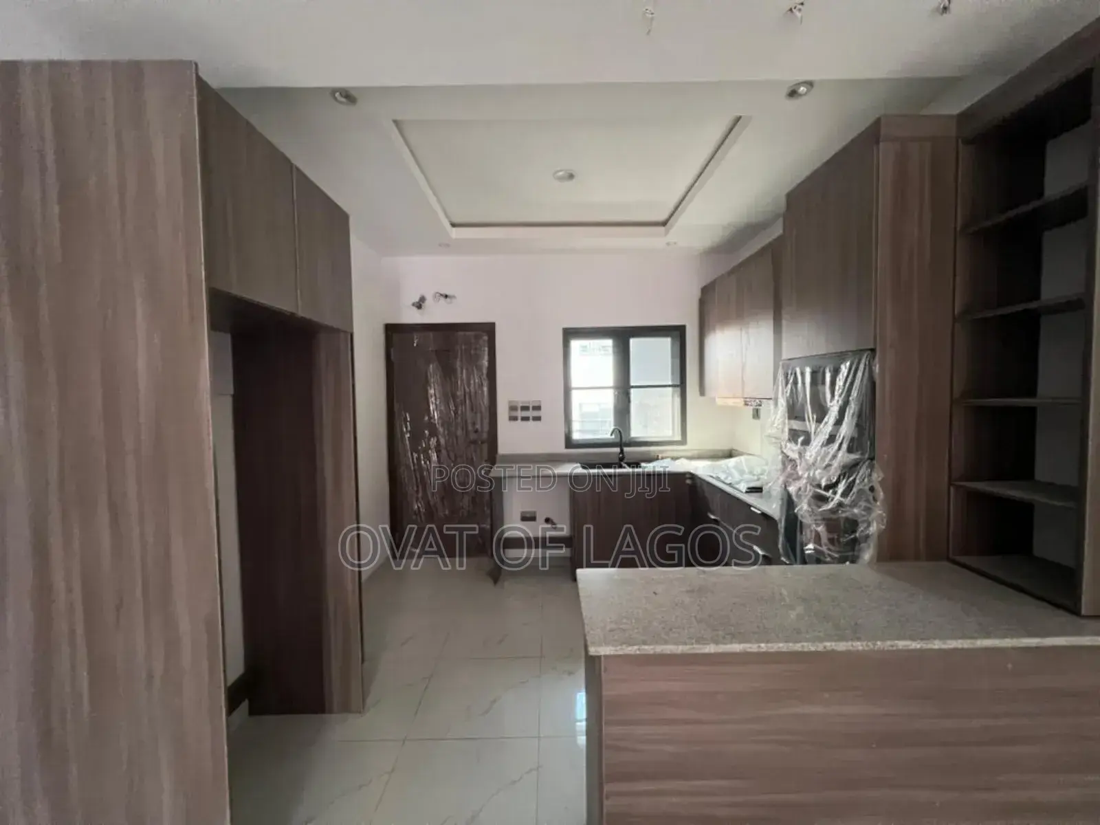 3bdrm Apartment in Ikate, Ilasan for sale