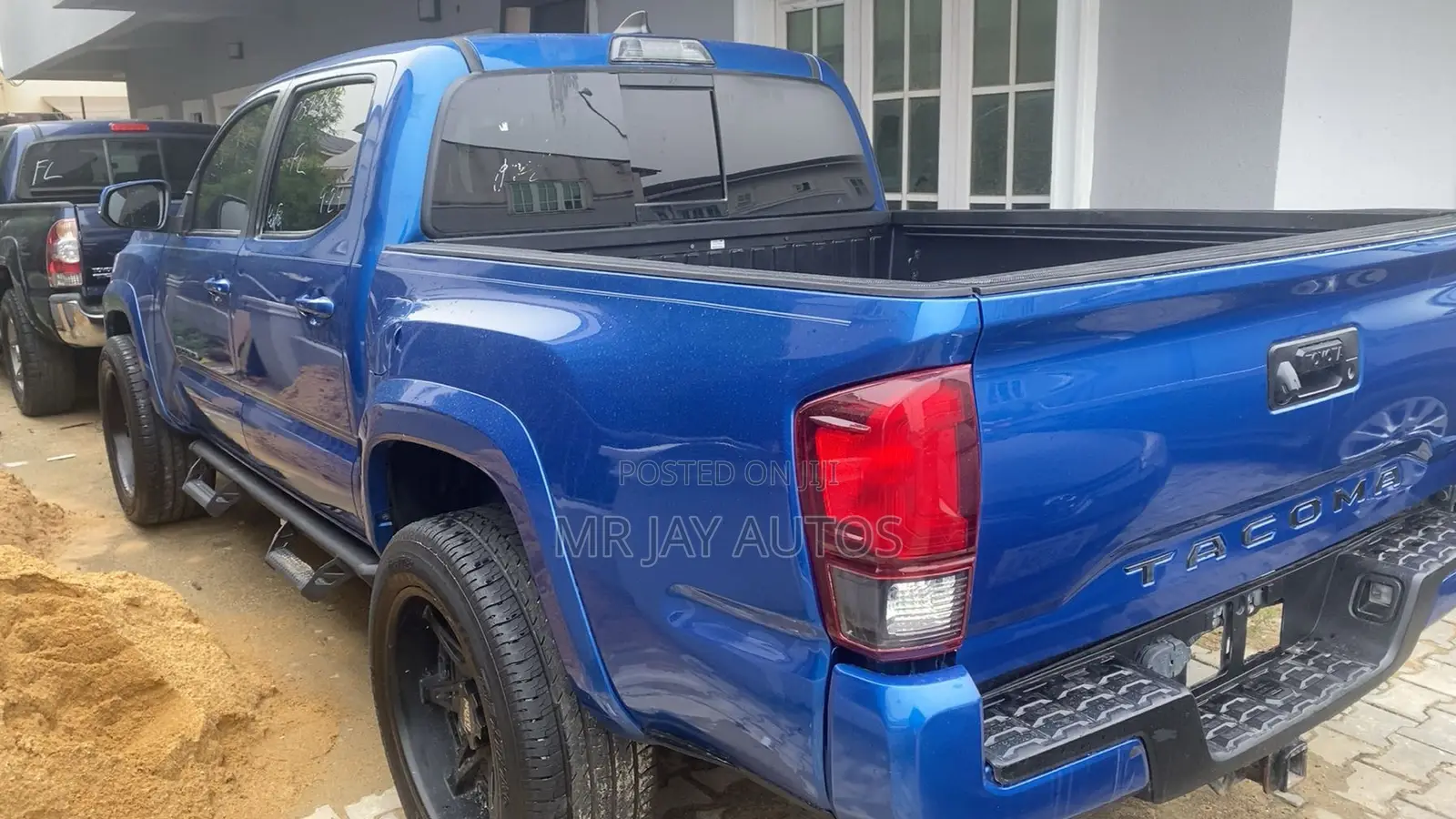 Toyota Tacoma 2018 Blue