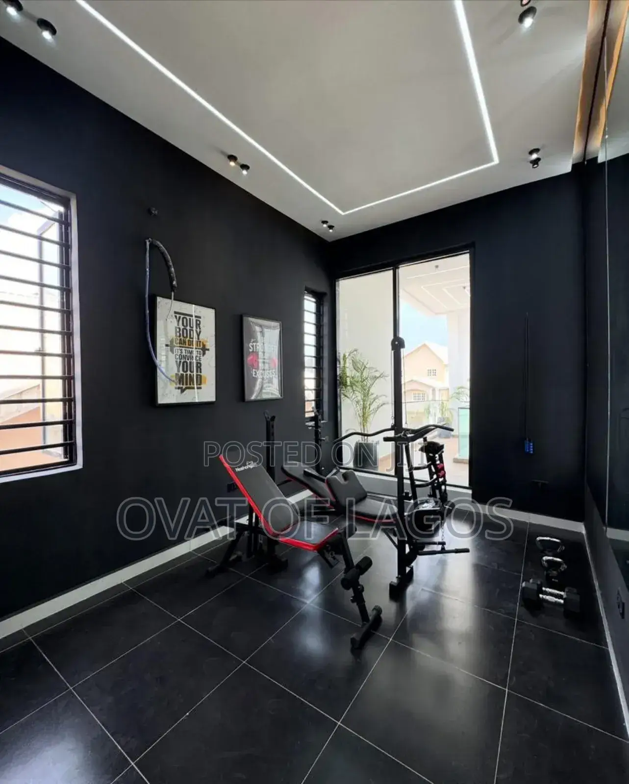 5bdrm Duplex in Ikota Lekki for sale