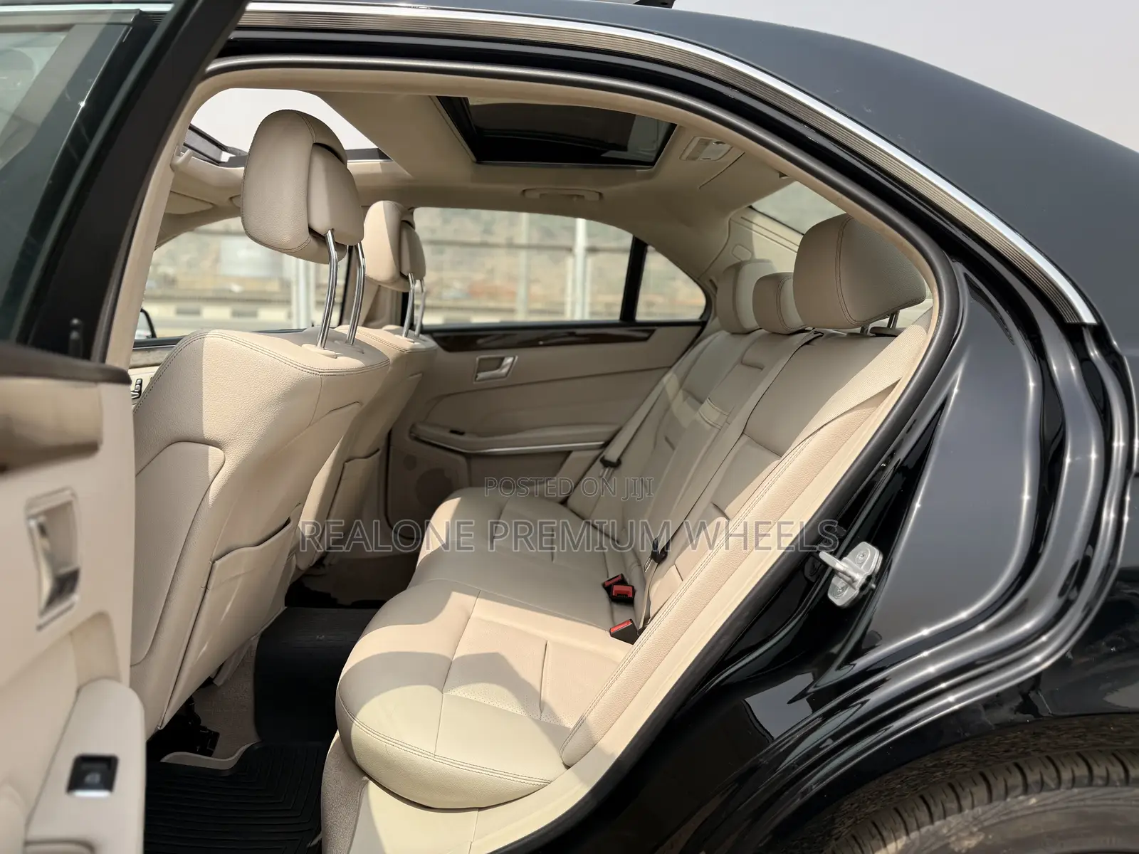 Mercedes-Benz E350 2016 Black