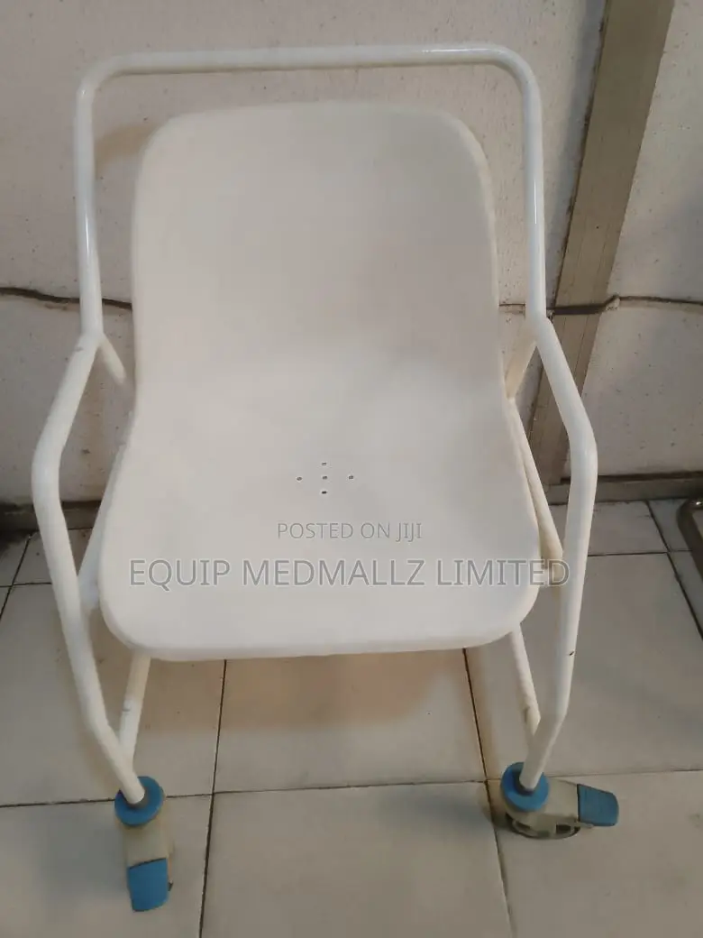 Bath Chair With Wheels