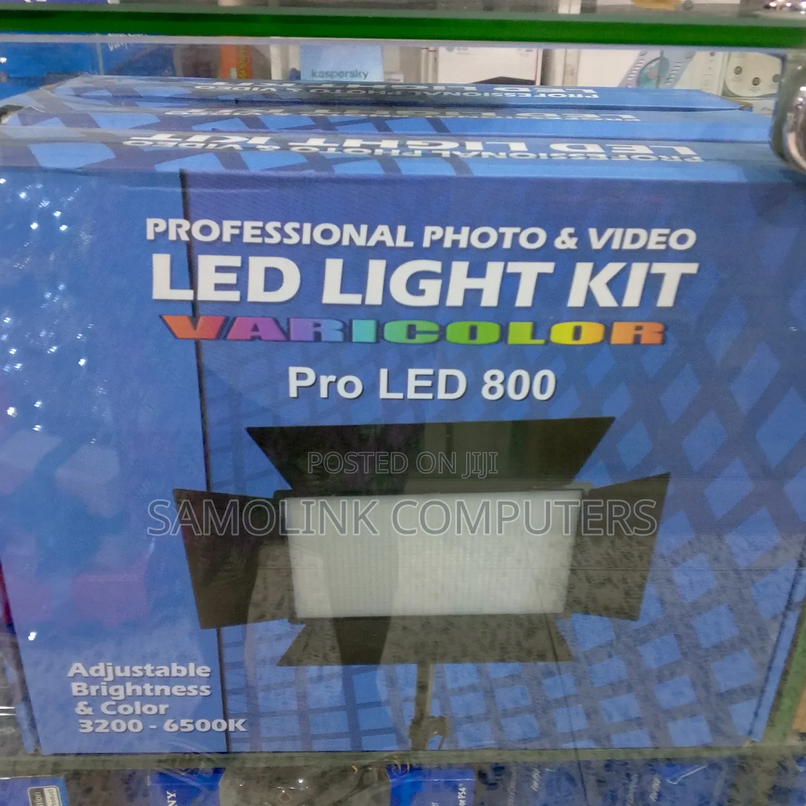 Brand New Professional Photo and Video Led Light Kit
