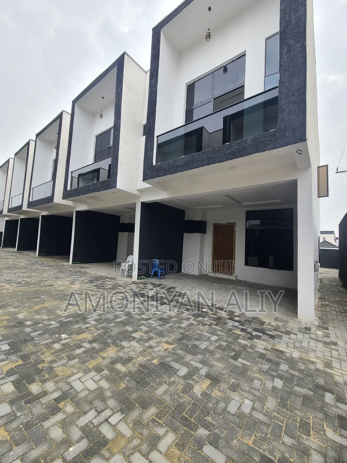 4bdrm Duplex in Ikota Gra Extension, Lekki for sale