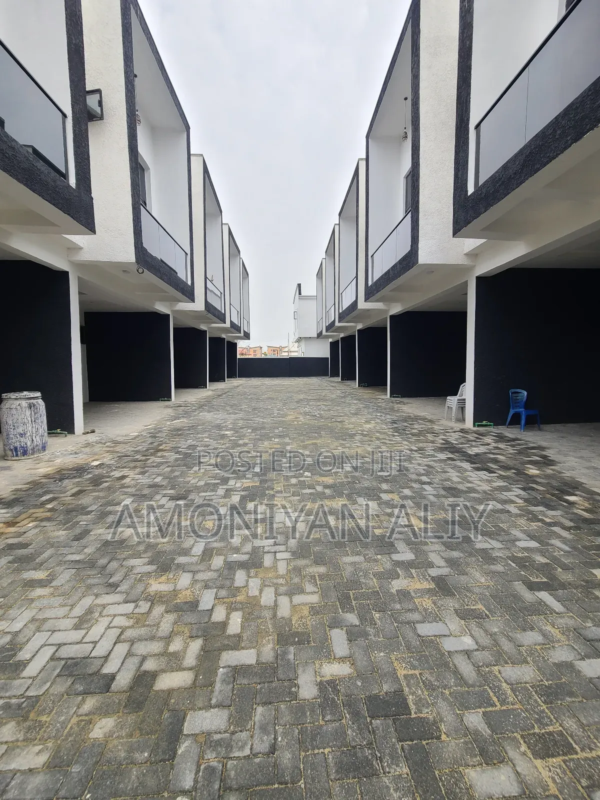 4bdrm Duplex in Ikota Gra Extension, Lekki for sale
