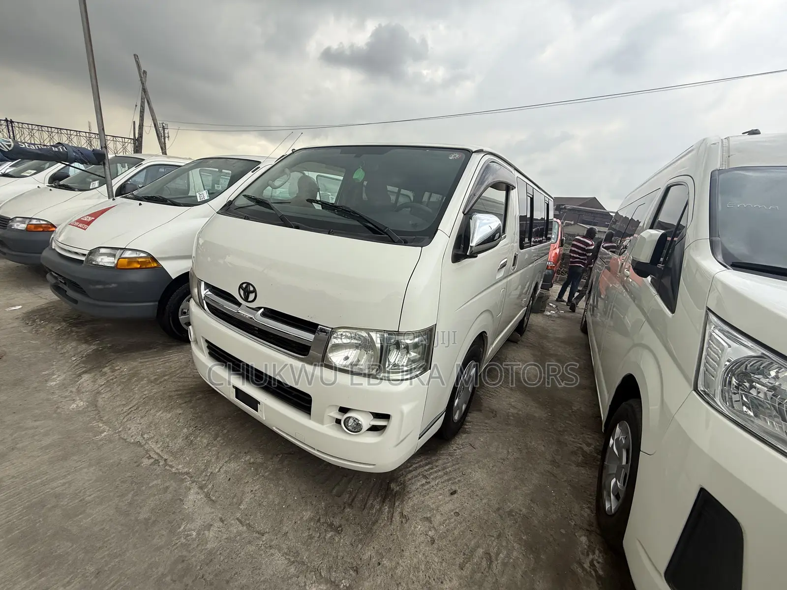 Toyota HiAce 2012 White