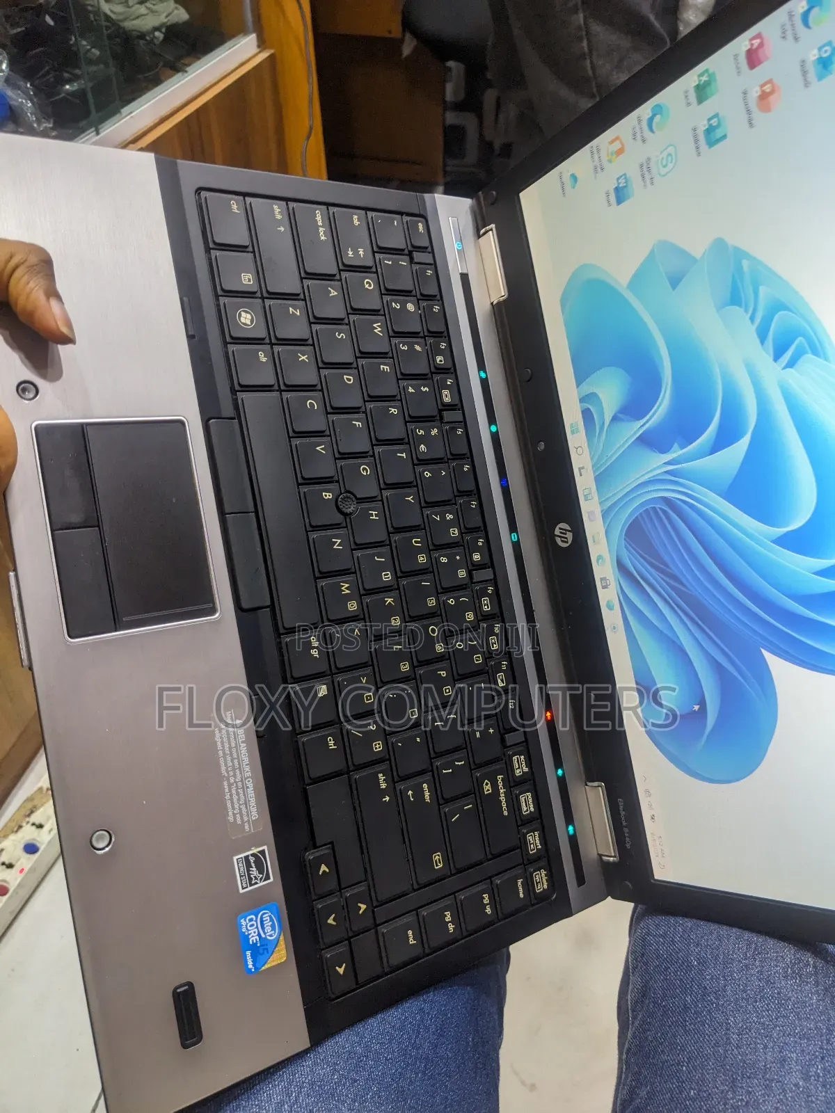 Laptop HP Compaq 8440p 8GB Intel Core i5 HDD 500GB