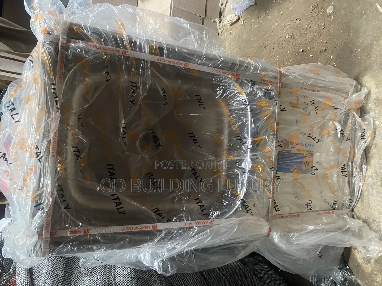 Smallest and Medium Stainless Steel Single-Bowl and Tray Kitchen