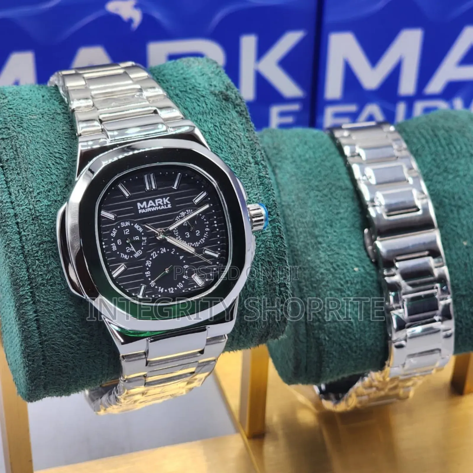 Men Designer Wristwatch