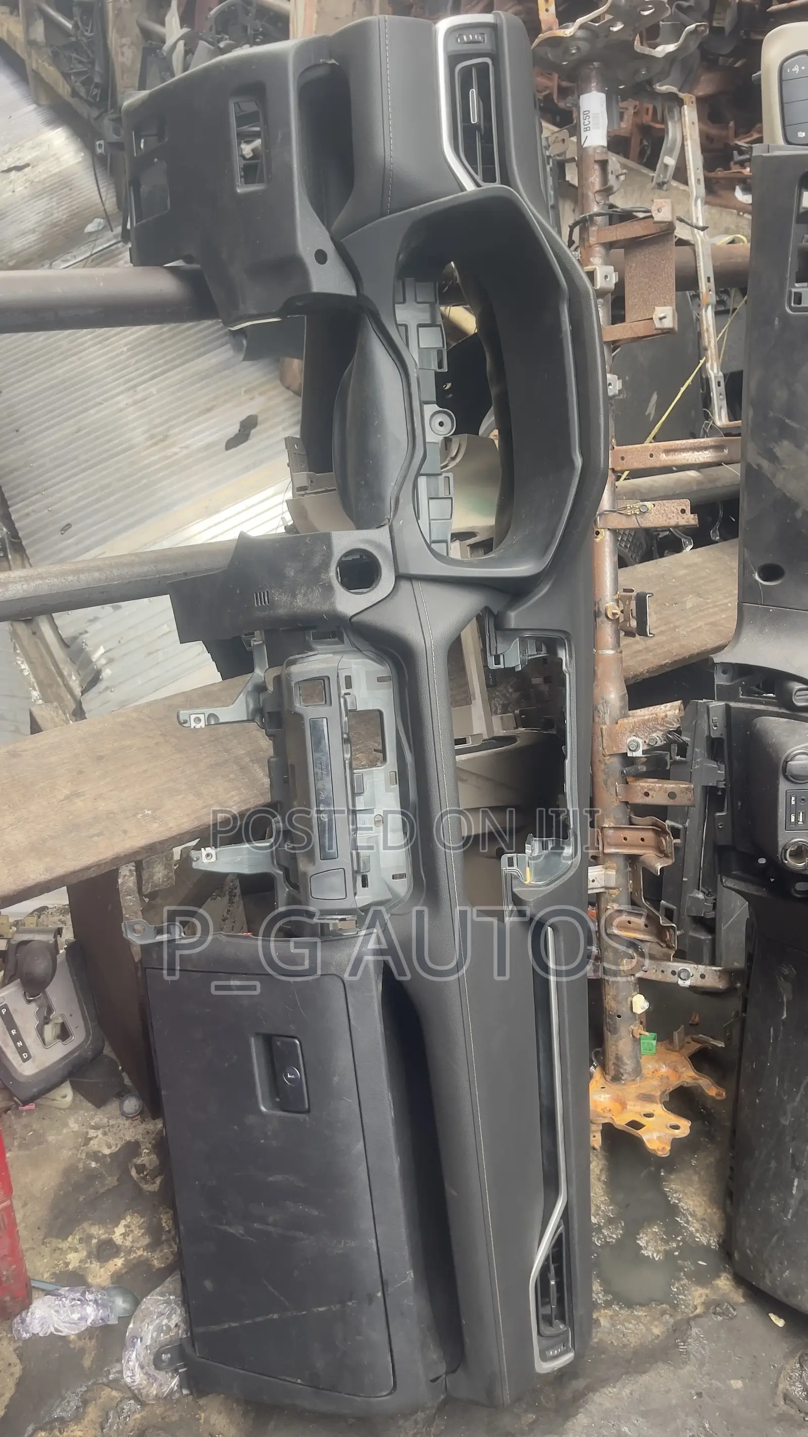 Dashboard for Toyota Rav4 2020