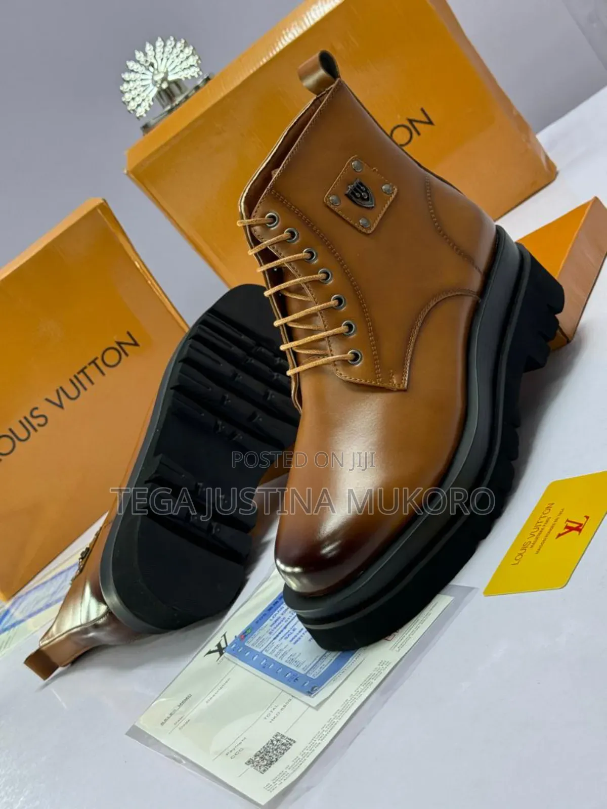 High Quality Louis Vuitton Lace Up Men's Ankle Boots