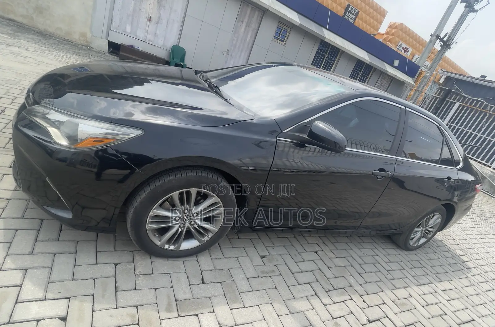 Toyota Camry 2016 Black