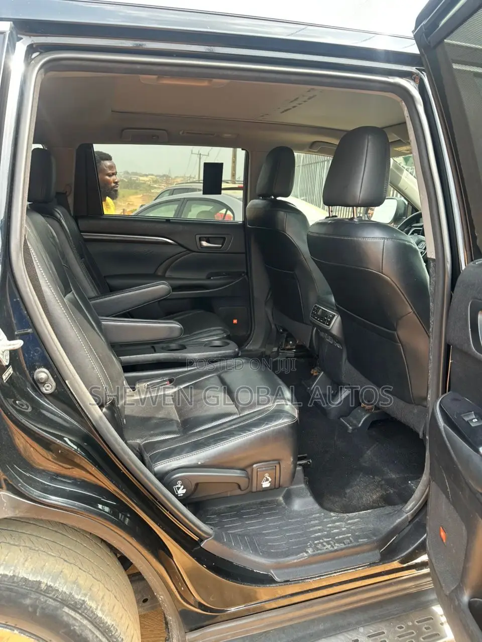Toyota Highlander Limited 4dr SUV AWD (3.5L 6cyl 6A) 2015 Black