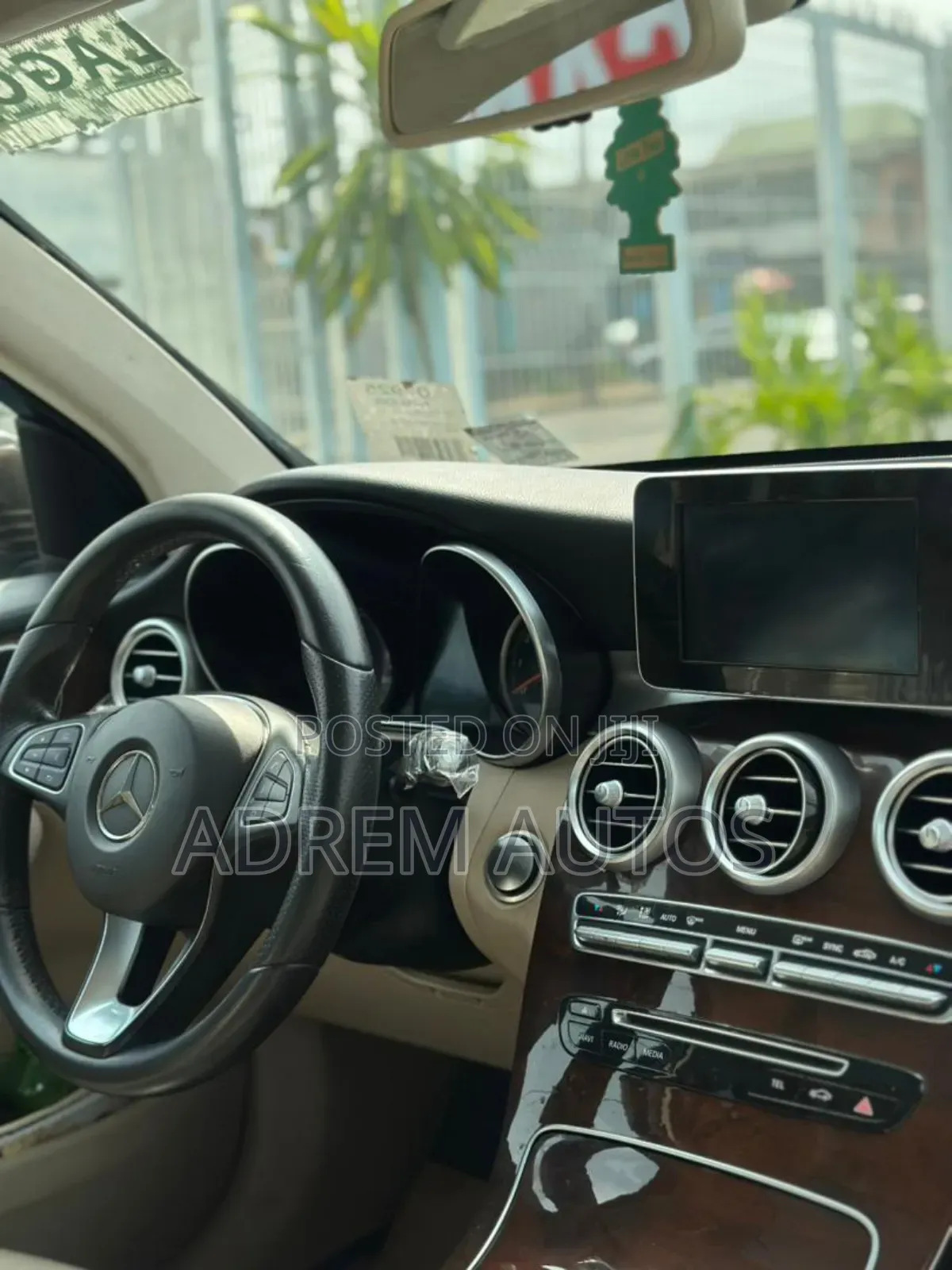 Mercedes-Benz GLC-Class 2017 Brown