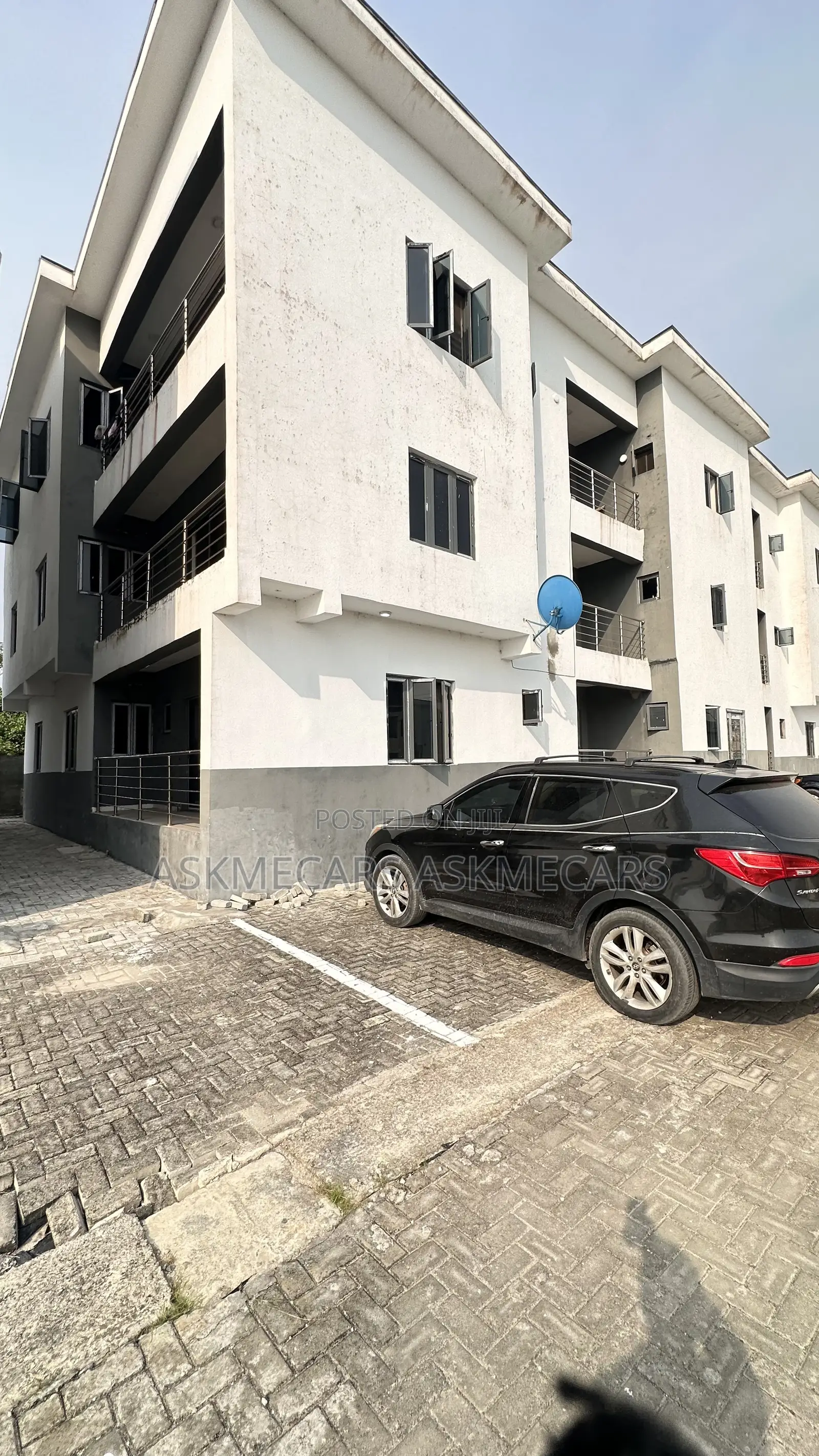 3bdrm Room & Parlour in Gra 1, Abijo for rent