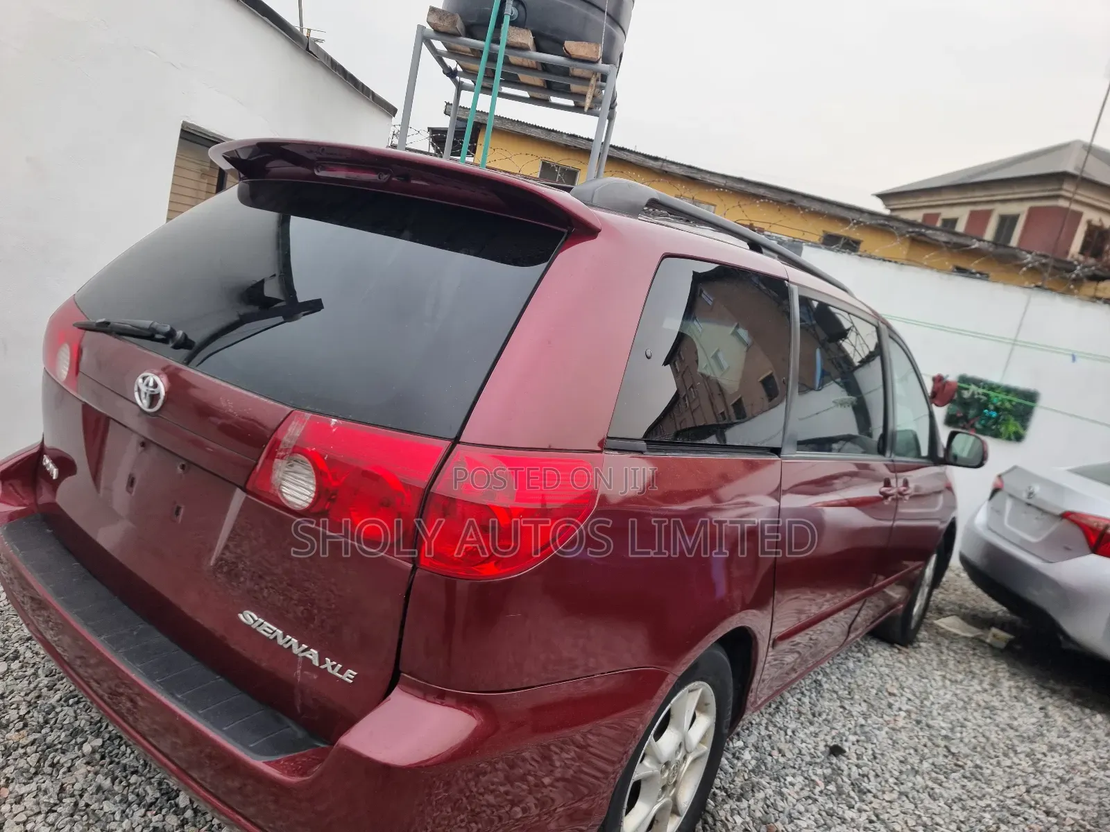 Toyota Sienna XLE FWD 2006 Red