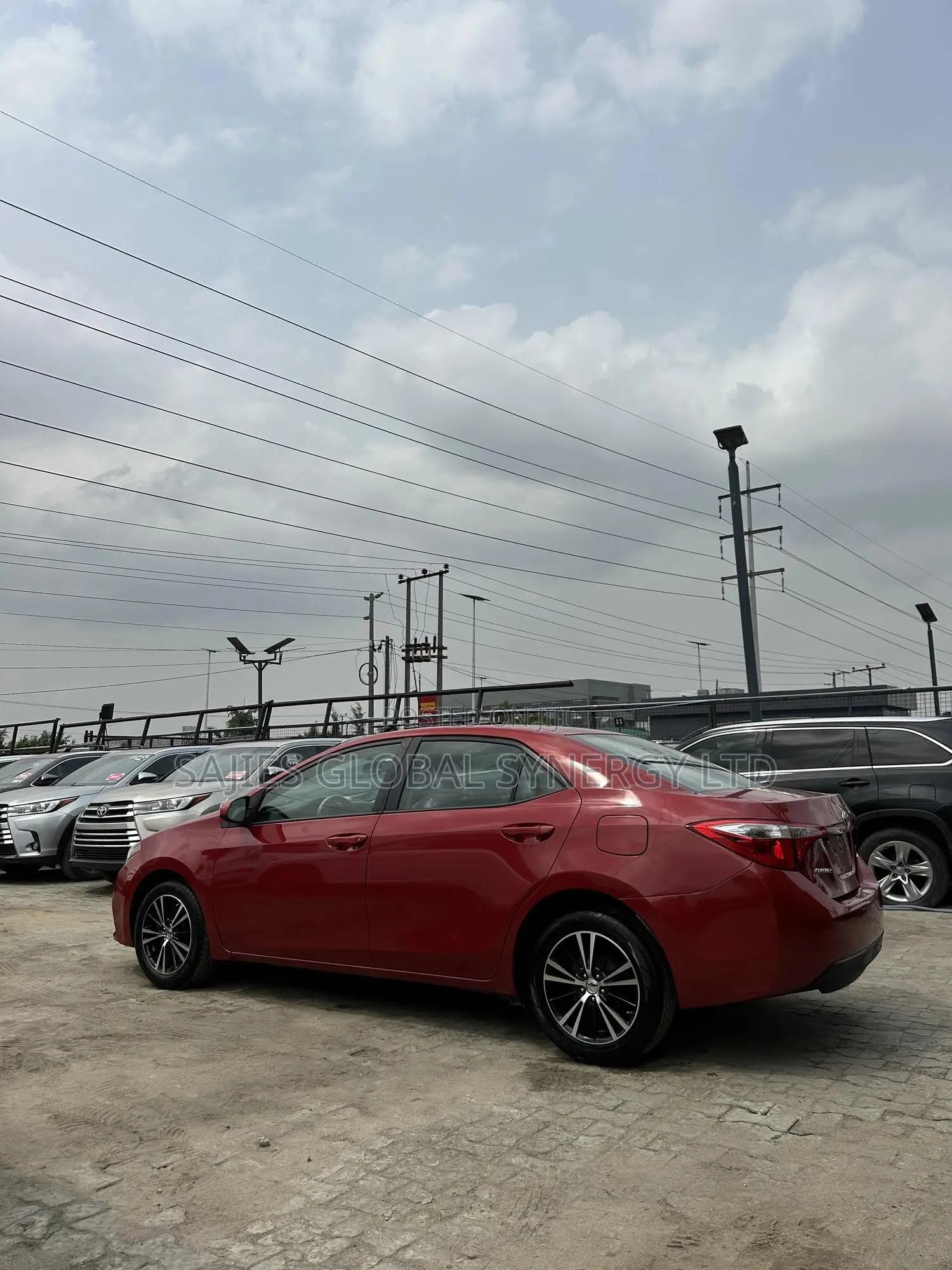 Toyota Corolla LE Premium 4dr Sedan (1.8L 4cyl CVT) 2015 Red