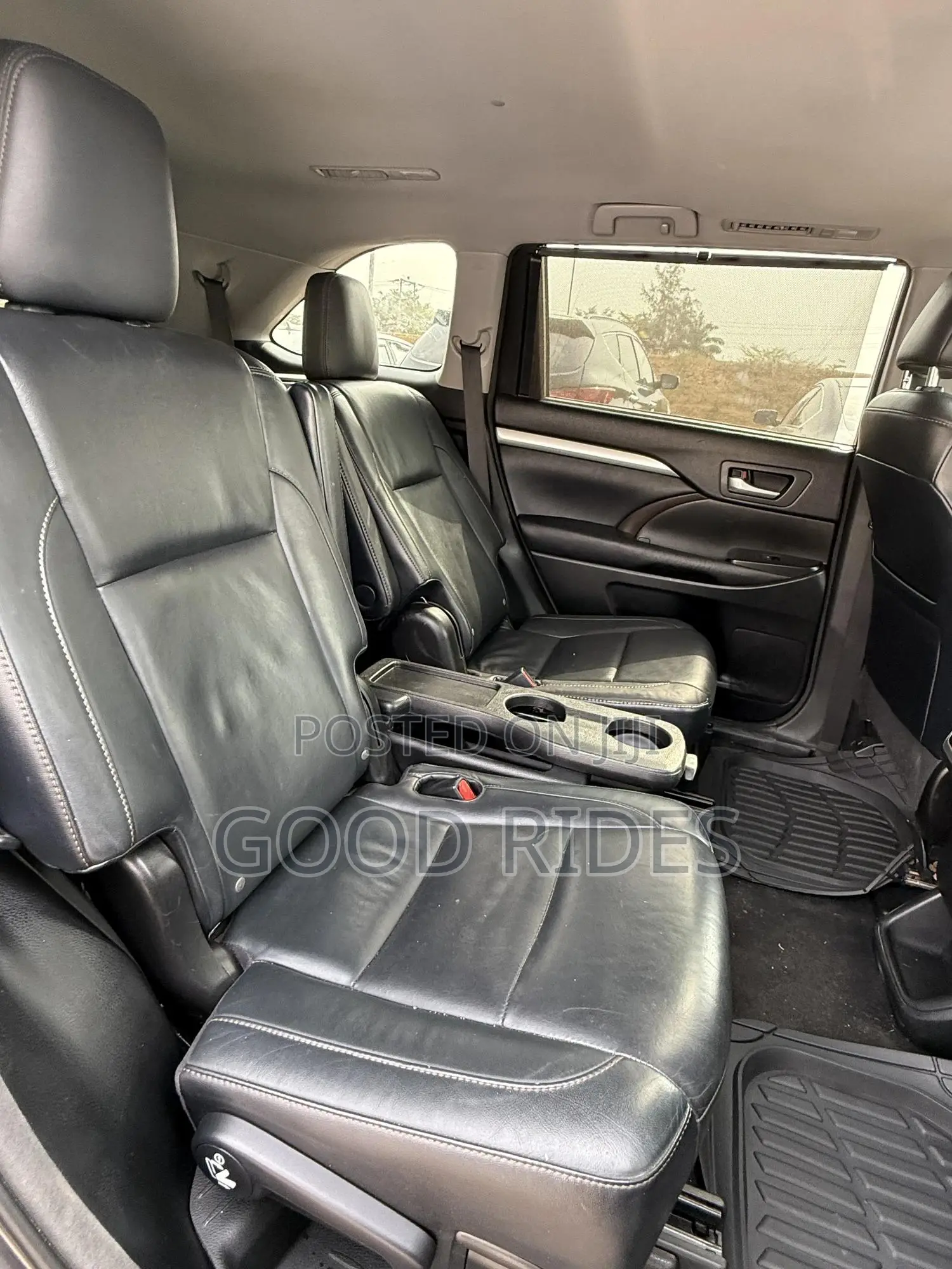 Toyota Highlander XLE 4x4 V6 (3.5L 6cyl 8A) 2017 Gray