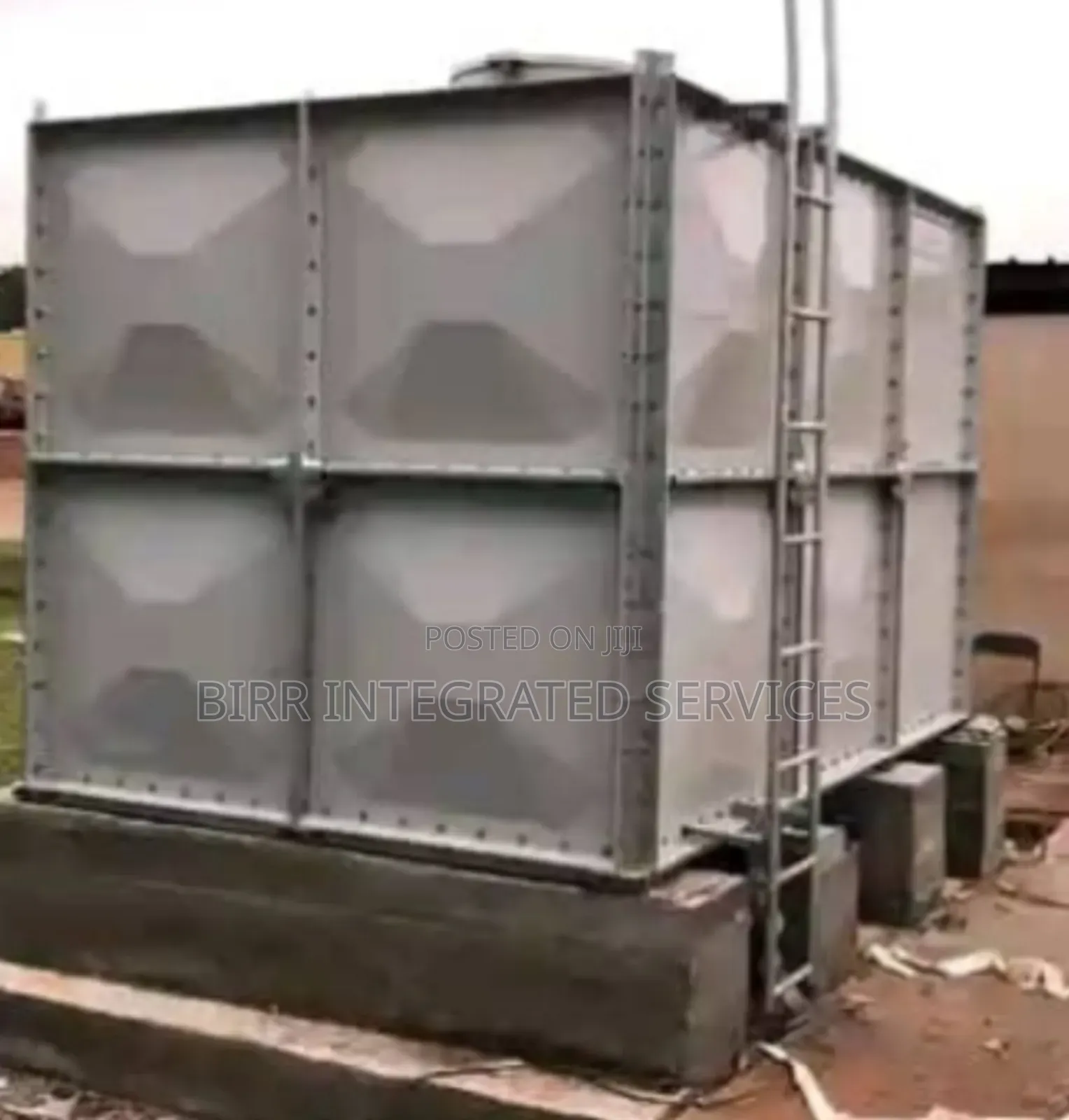 Fibreglass Grp, Frp Water Storage Tank And A Stanchion Fabrication