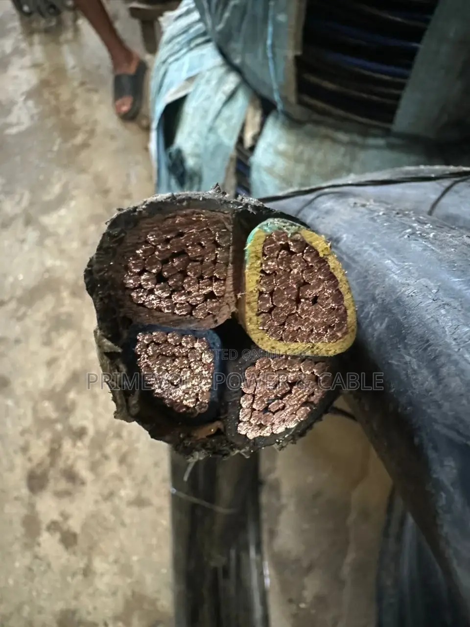240mm 4core Armoured Cable