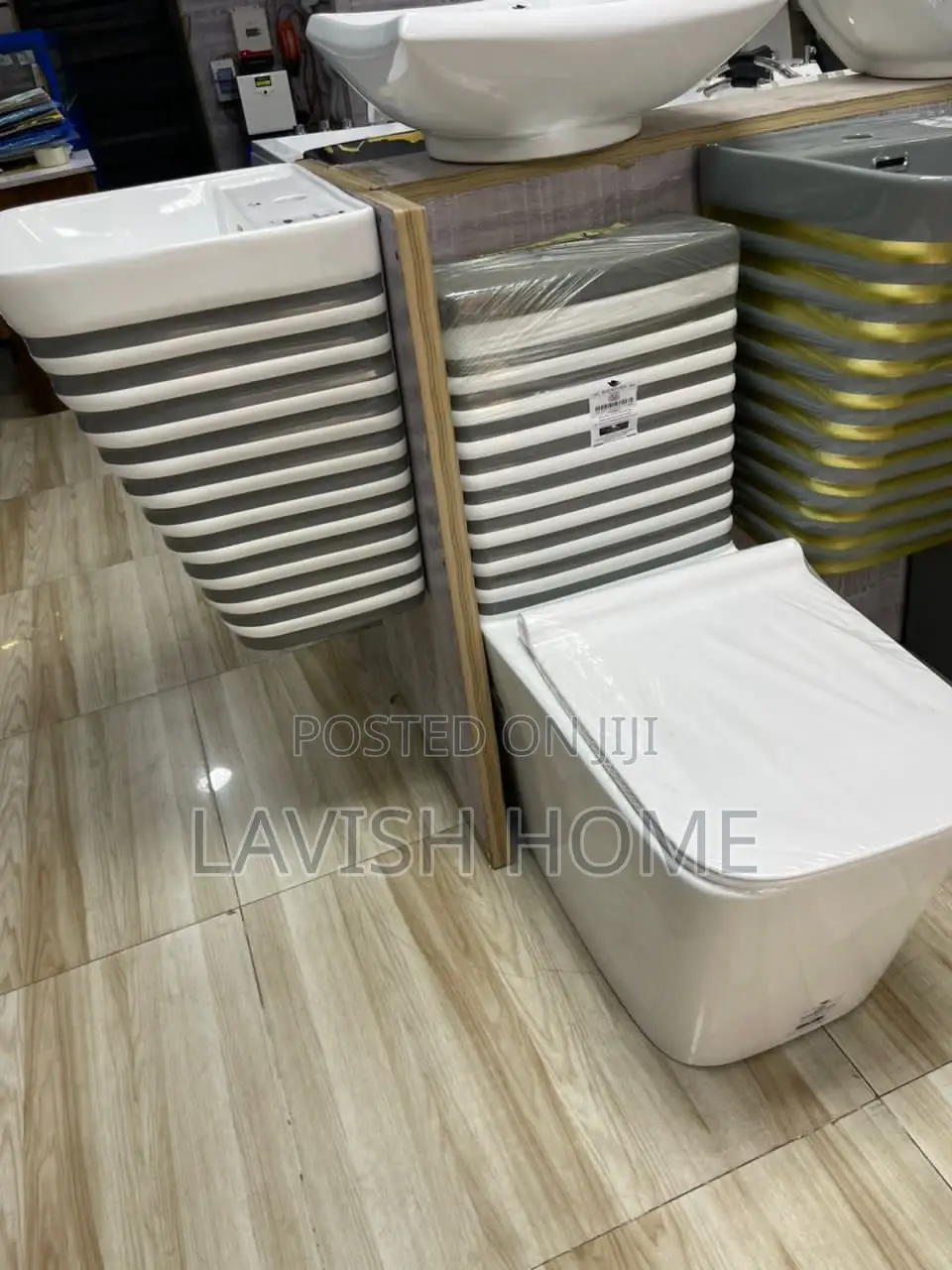 Luxury Water Closet With Suspended Basin