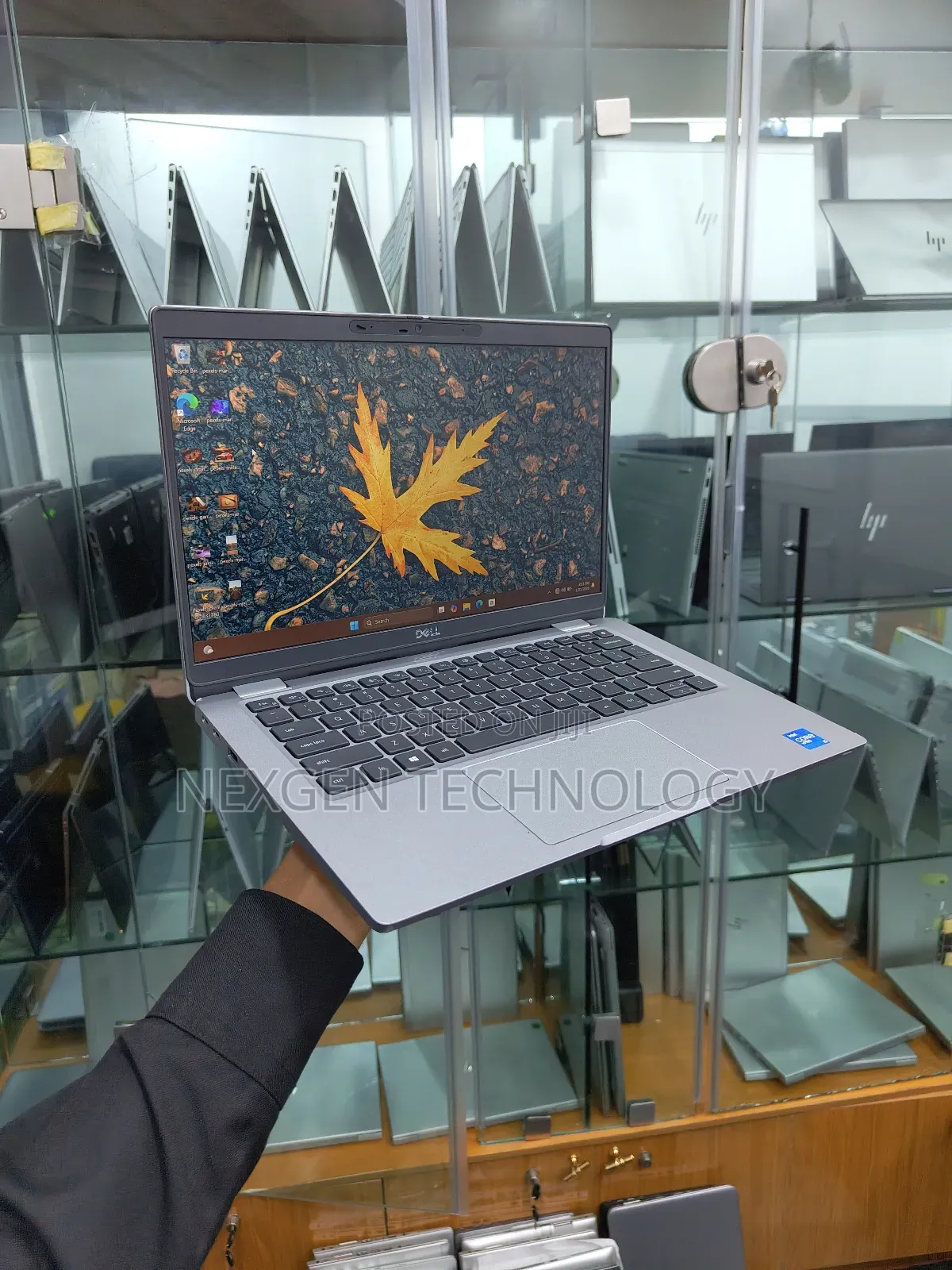 Laptop Dell Latitude 5320 16GB Intel Core i5 SSD 256GB