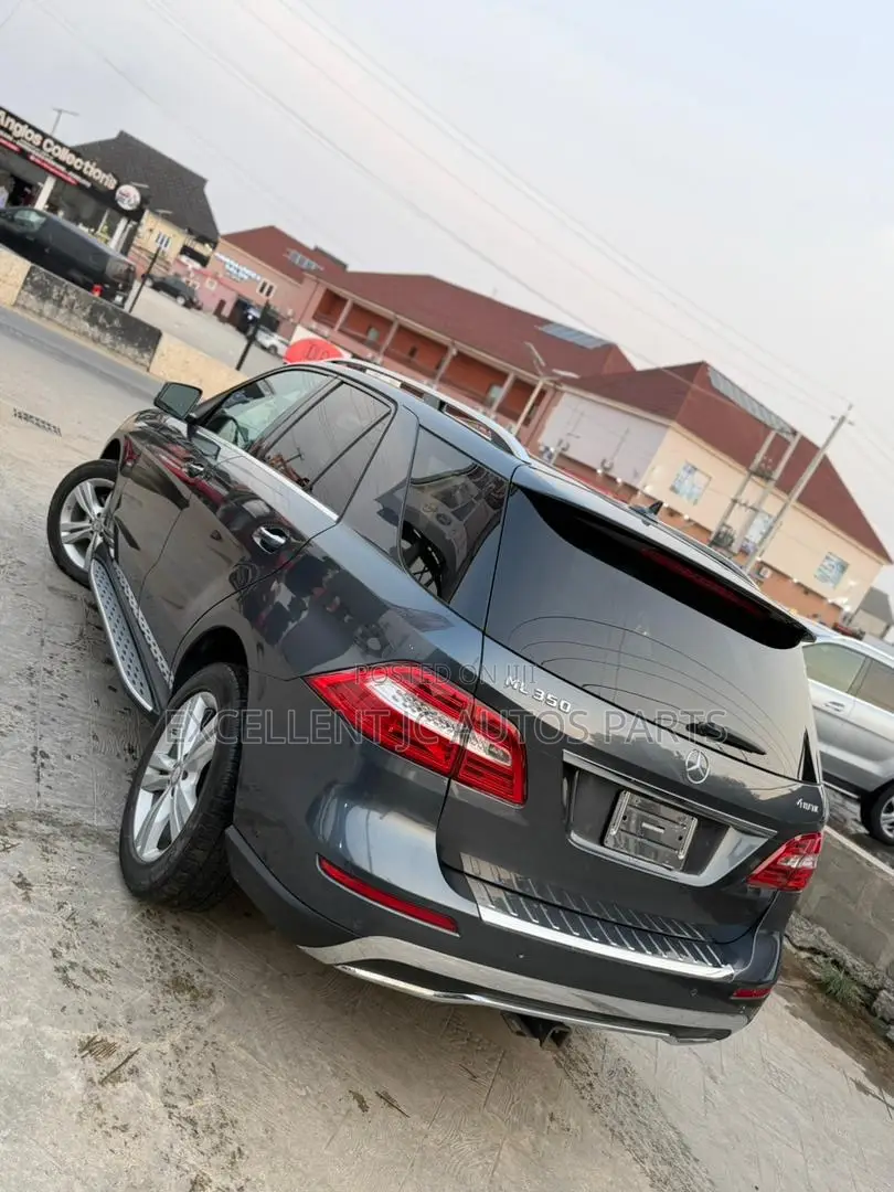 Mercedes-Benz M Class ML 350 4Matic 2012 Gray
