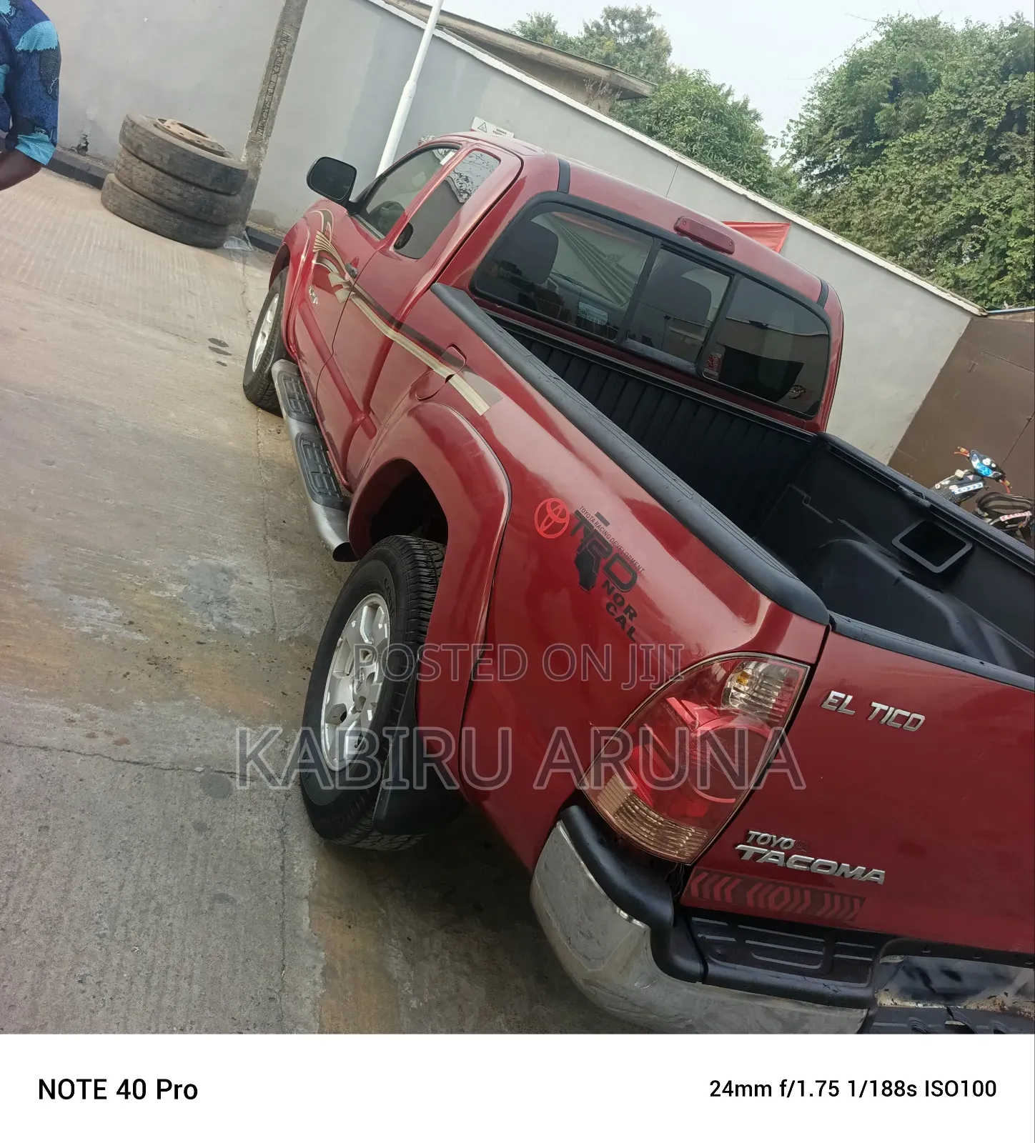 Toyota Tacoma 2005 Red