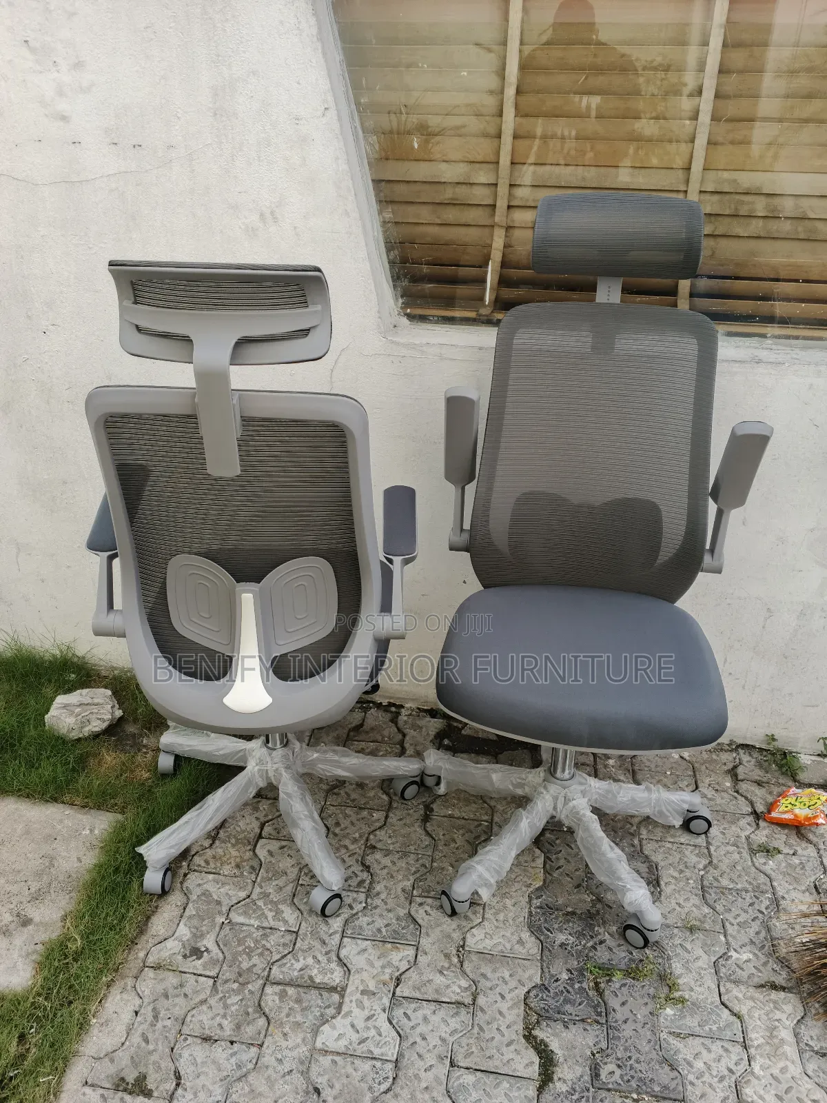 Modern Mesh Gray Lift Up Office Chair With Headrest