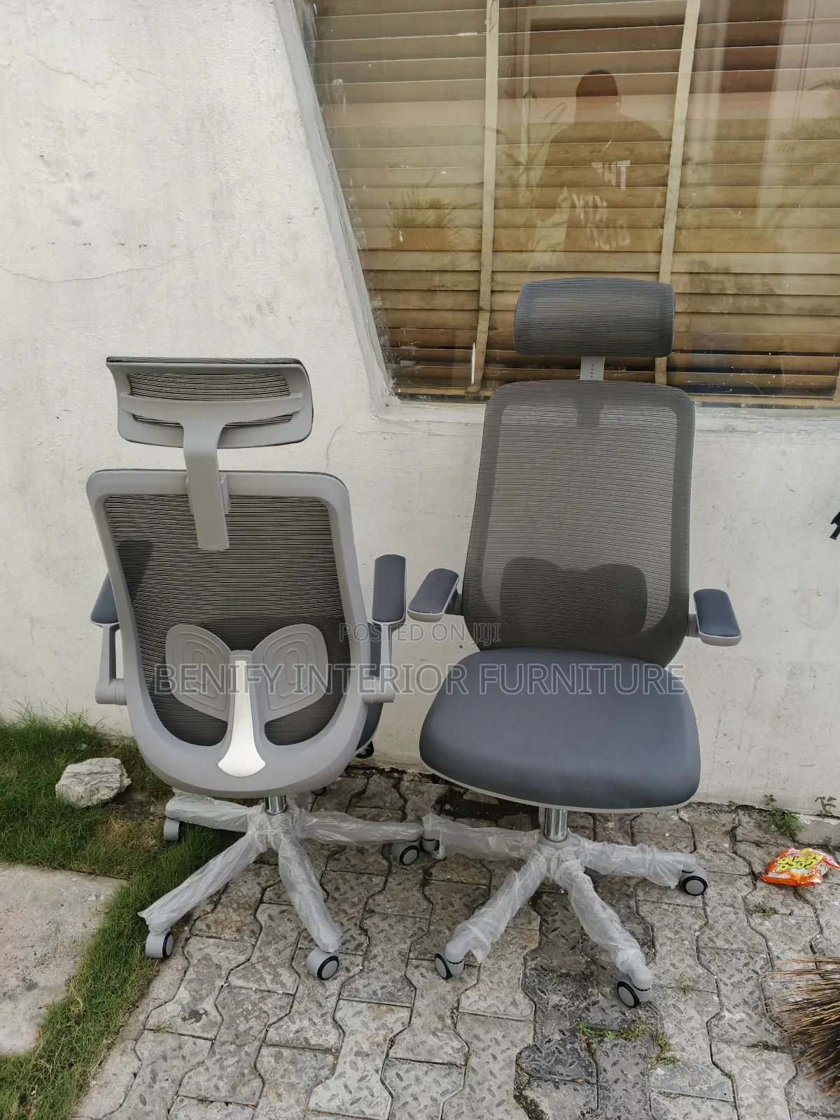 Modern Mesh Gray Lift Up Office Chair With Headrest