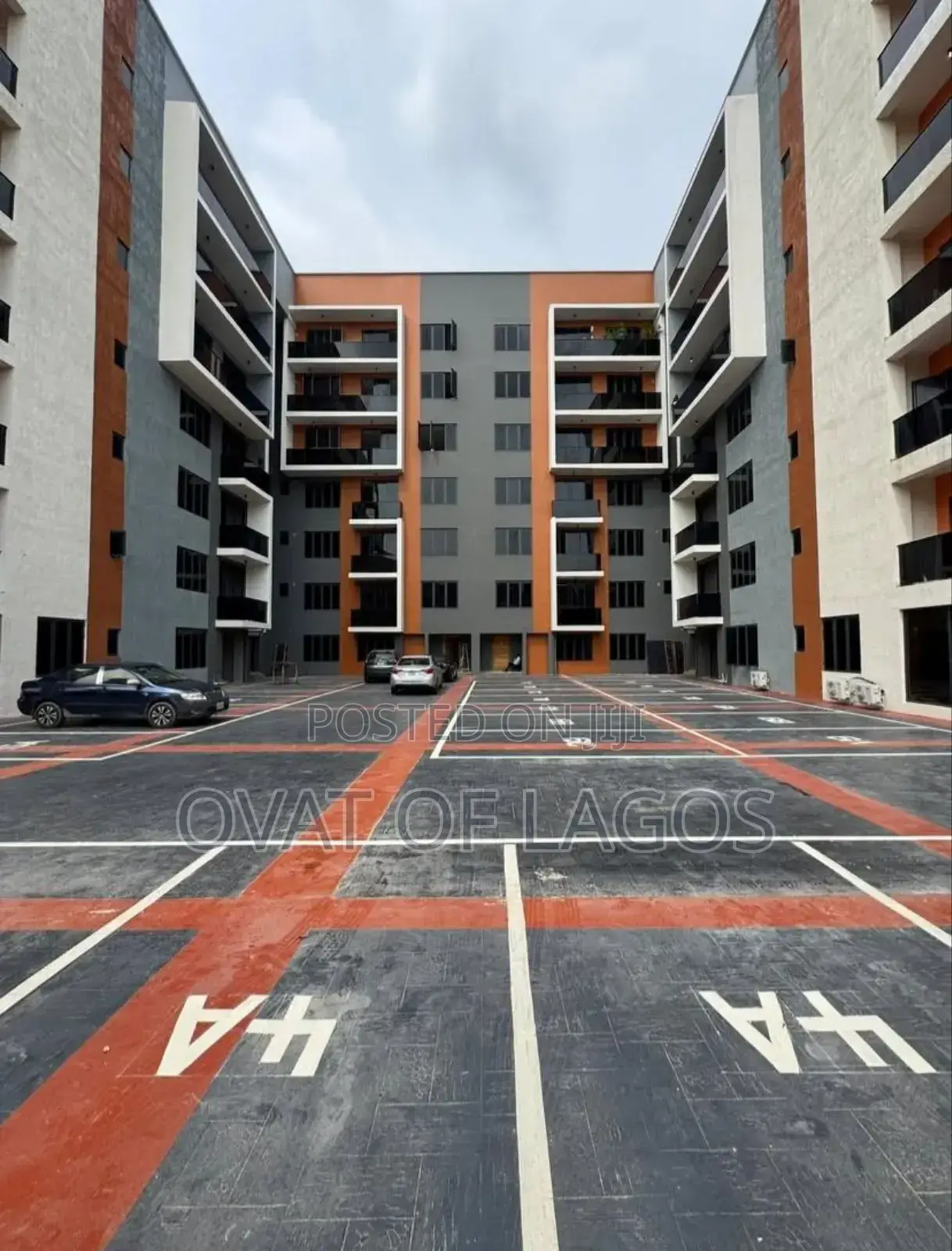 2bdrm Apartment in Lekki Phase 1 for sale