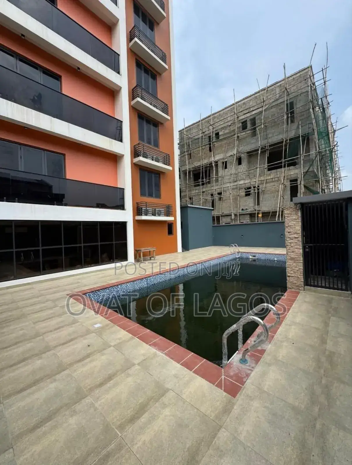 2bdrm Apartment in Lekki Phase 1 for sale