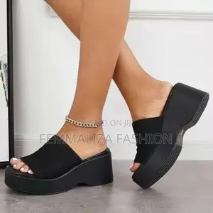 Ladies Platform Slippers