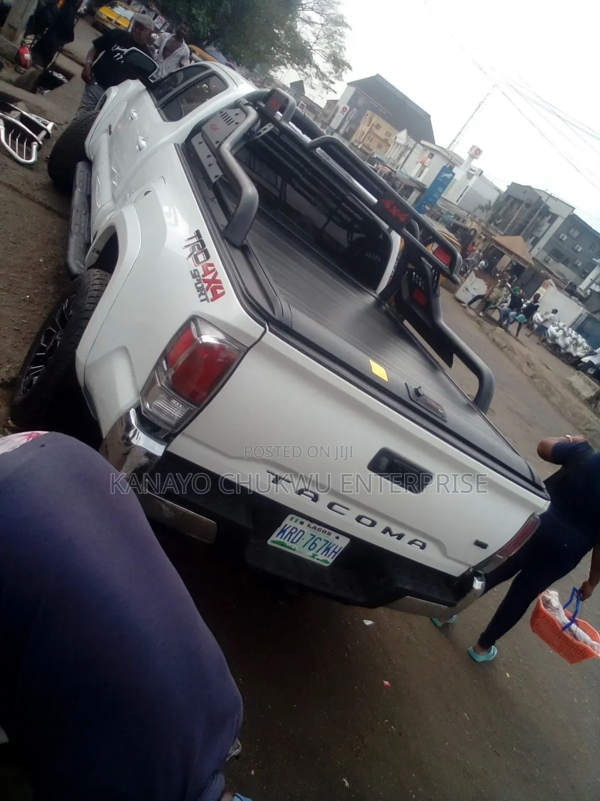 Rolling Cover for Toyota Tacoma TRD