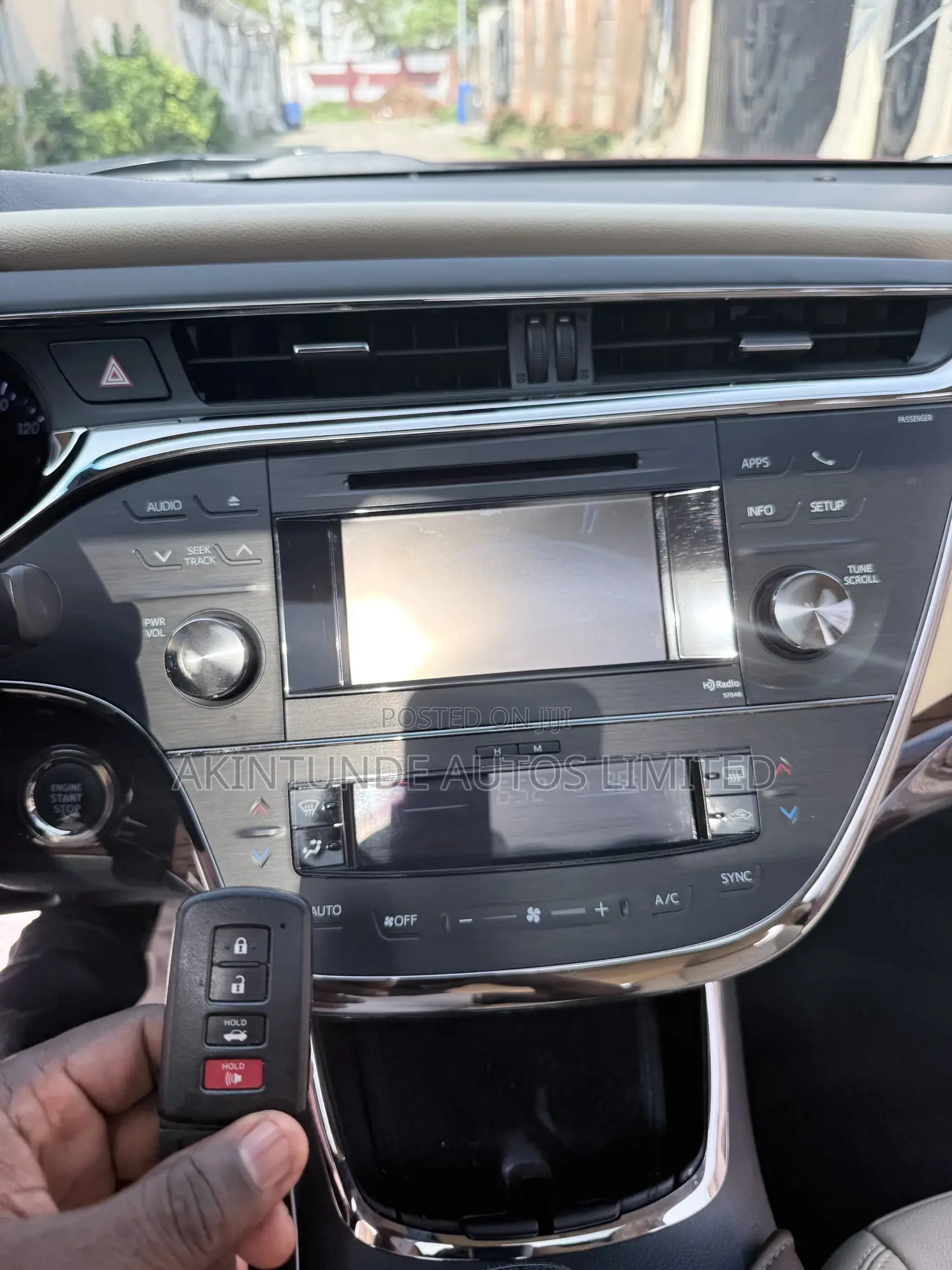 Toyota Avalon XLE 4dr Sedan (3.5L 6cyl 6A) 2014 Burgundy