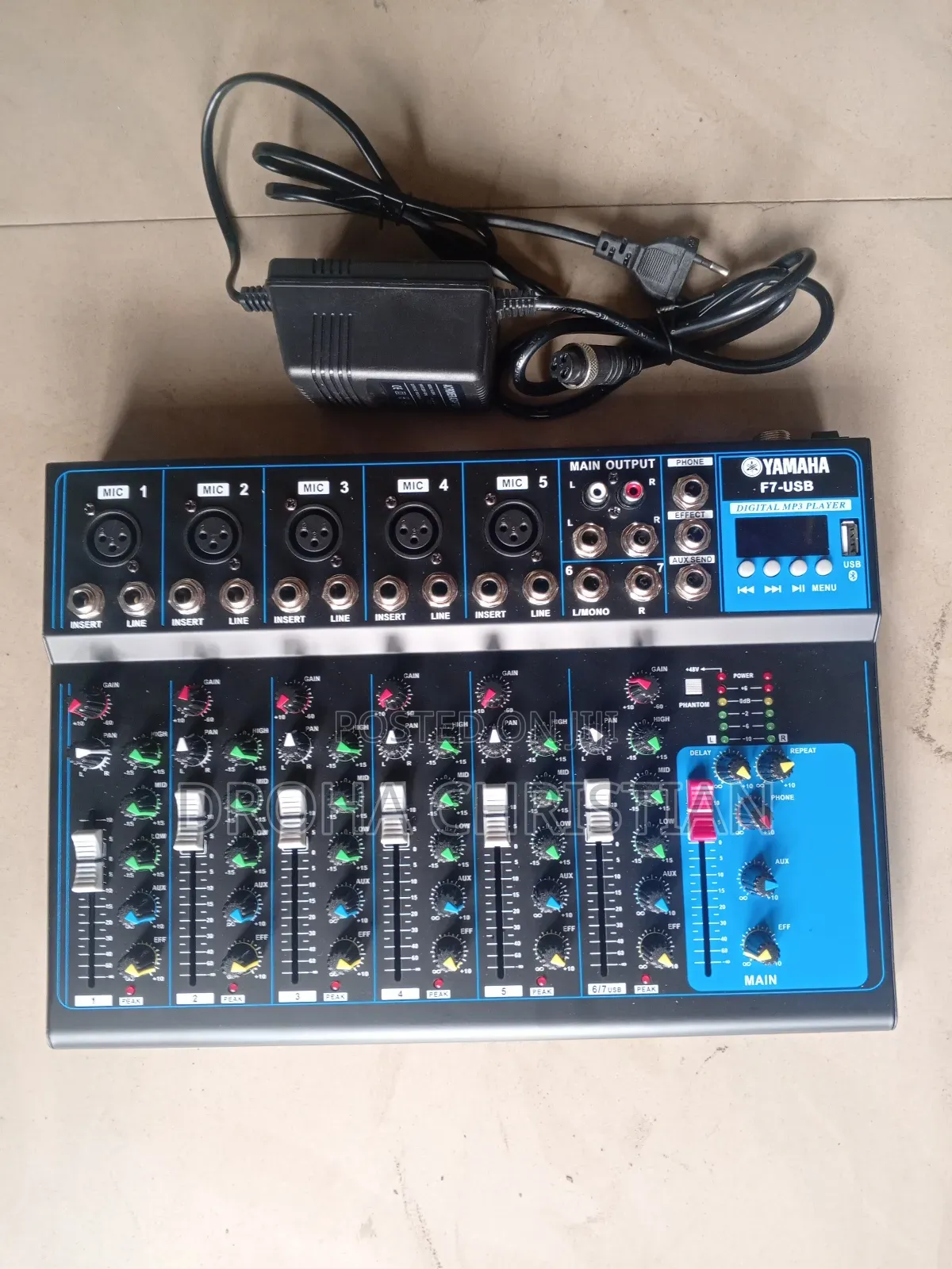 F7 Aufio Mixer