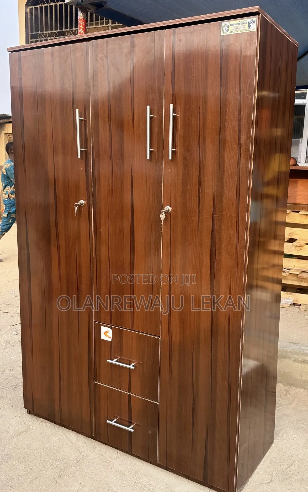 High-Quality 3 Doors Adult Wardrobe