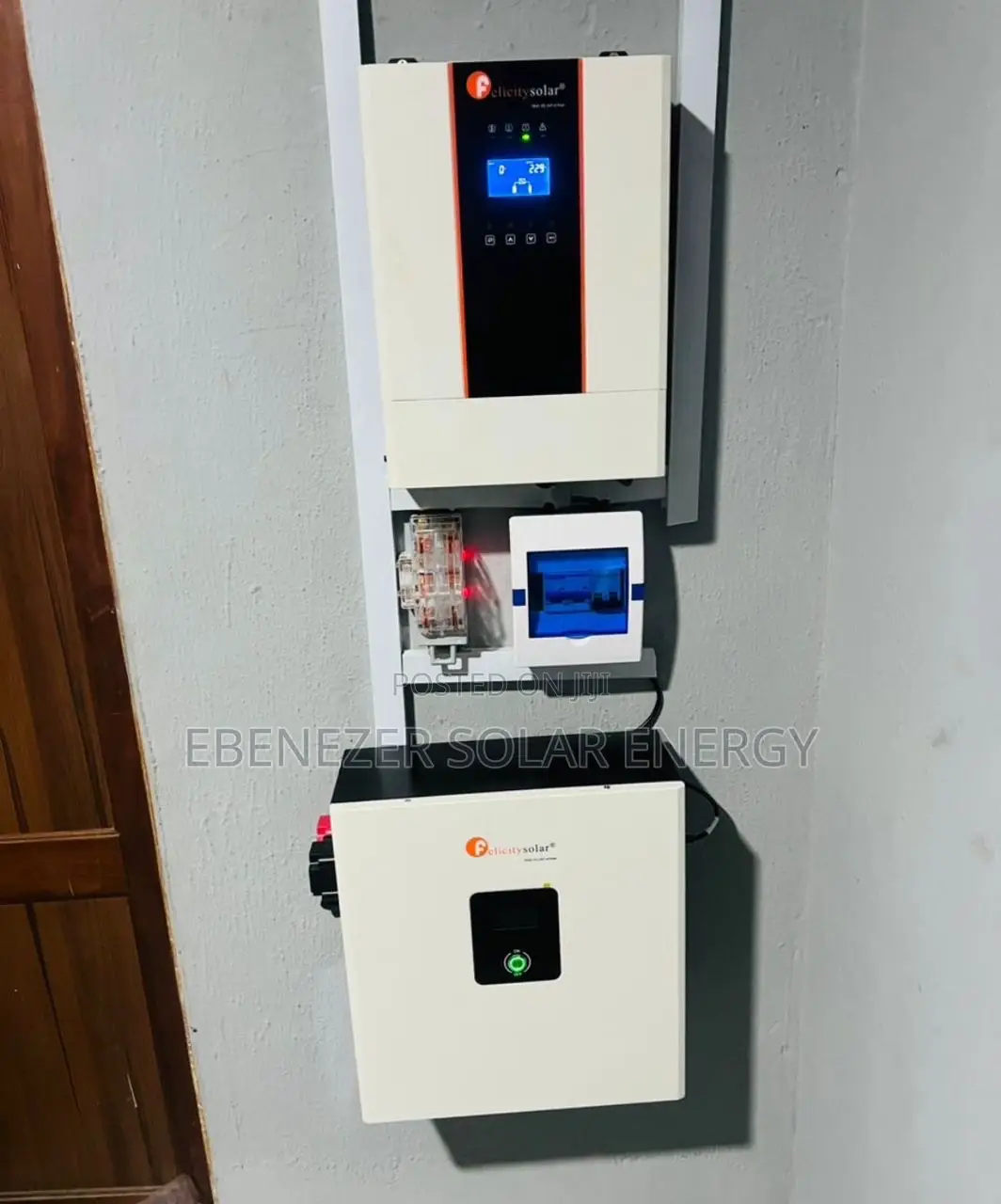 5kva Hybrid Inverter With 5kwh Lithium Battery Full Package