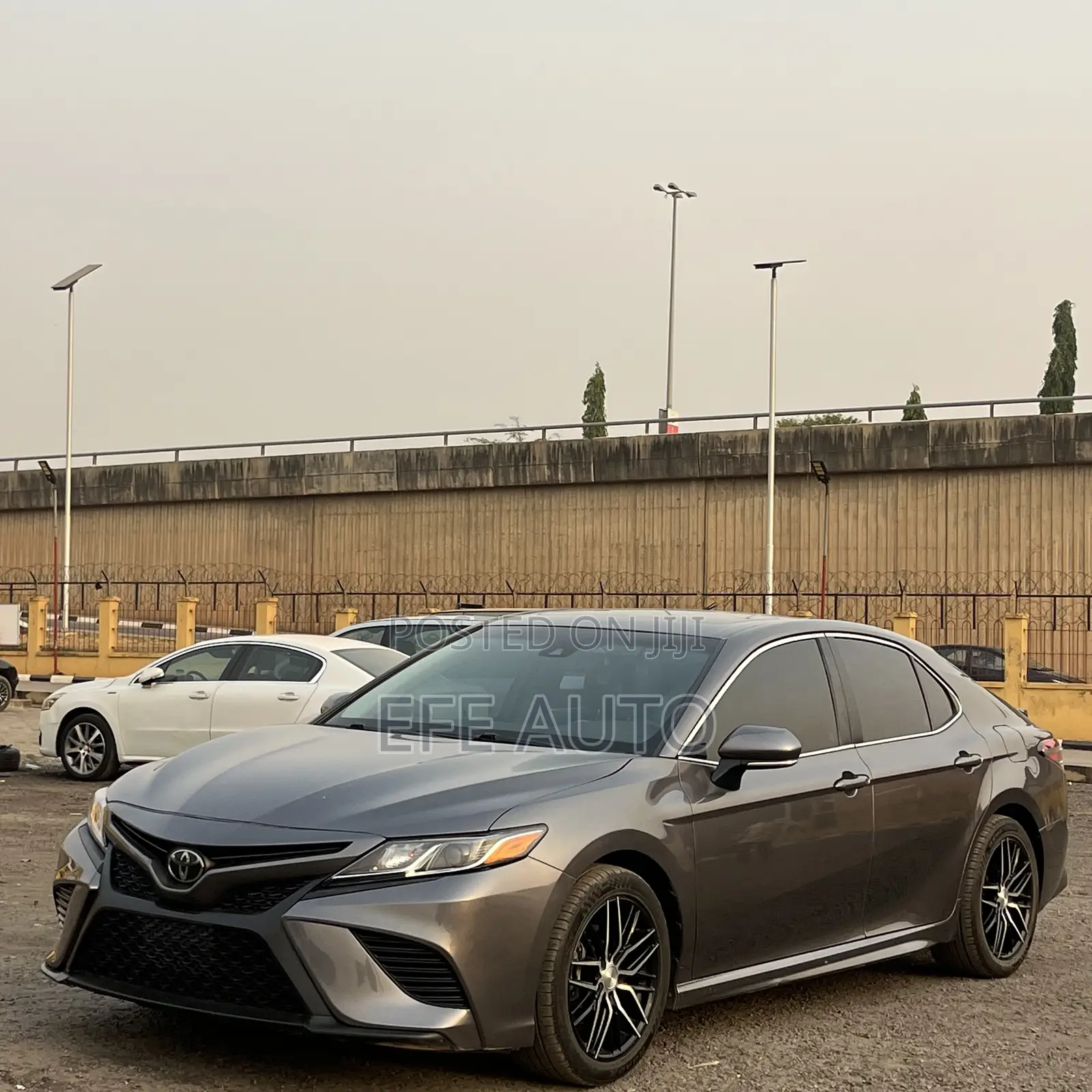 Toyota Camry XSE FWD 2020 Gray