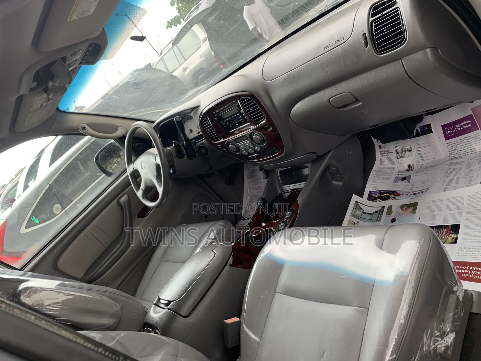 Toyota Sequoia Limited 4dr SUV 4WD (4.7L 8cyl 5A) 2005 Gray