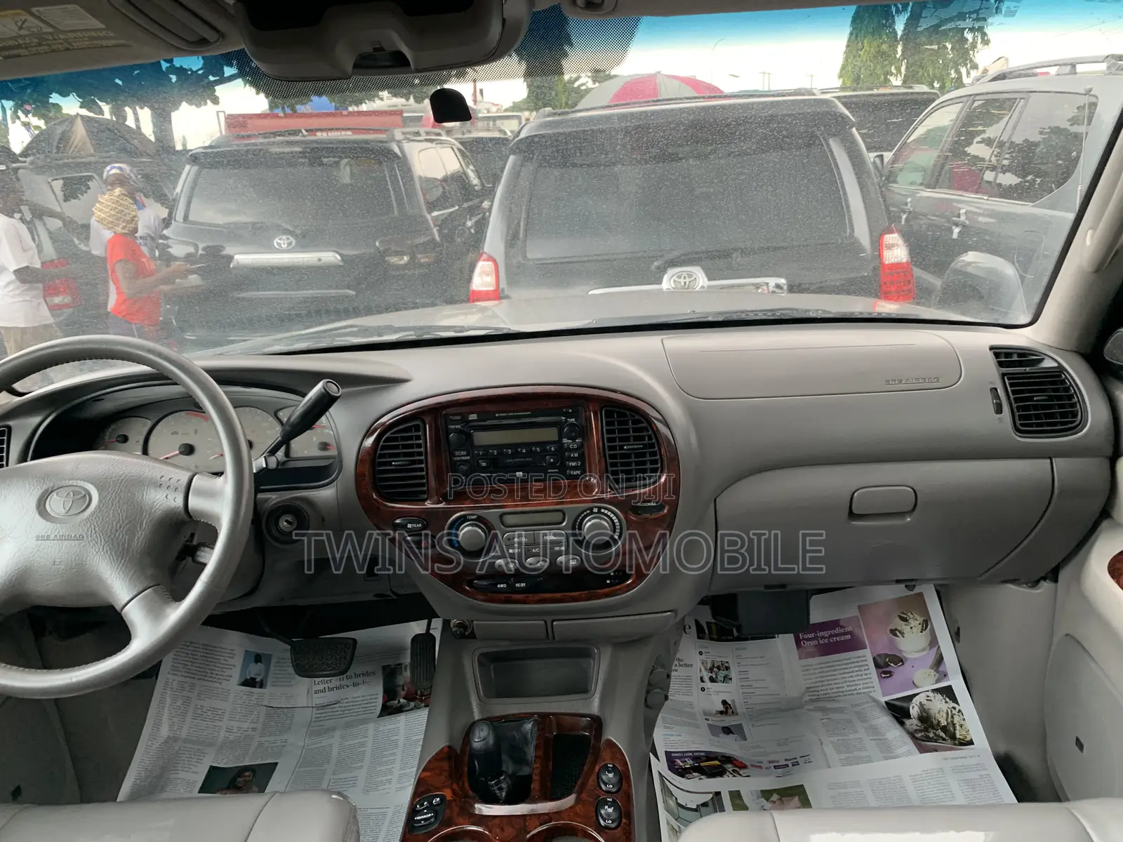 Toyota Sequoia Limited 4dr SUV 4WD (4.7L 8cyl 5A) 2005 Gray