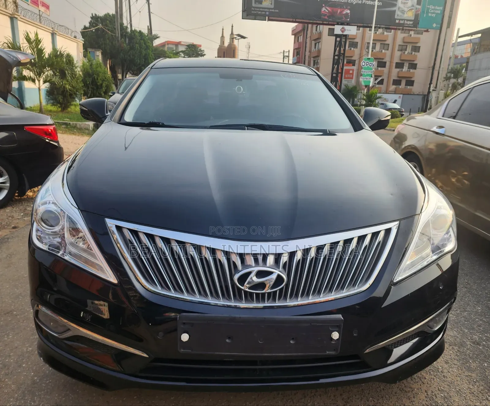 Hyundai Grandeur 2015 Black