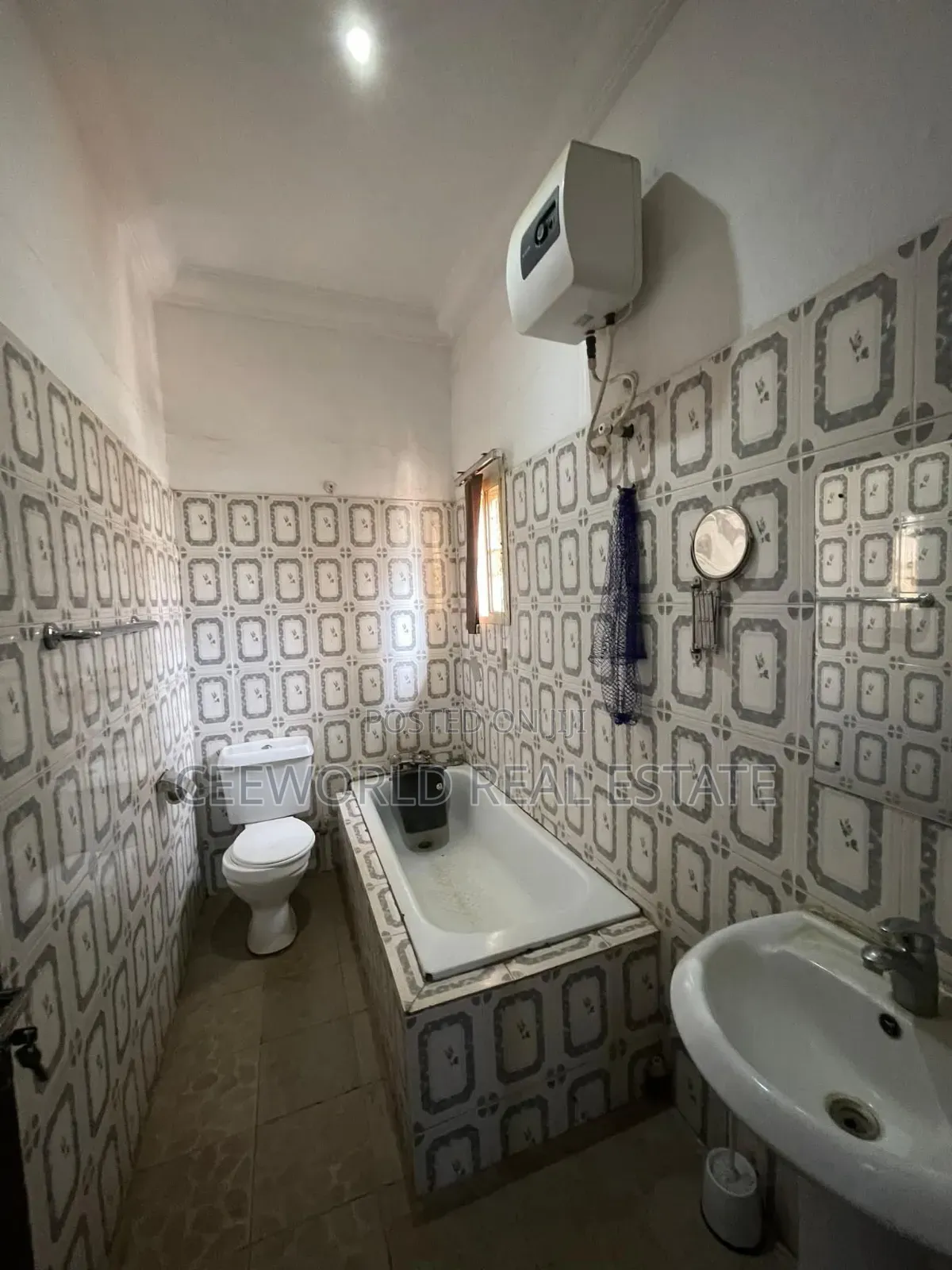 Hotel to Lease at Akala Way Akobo Ibadan